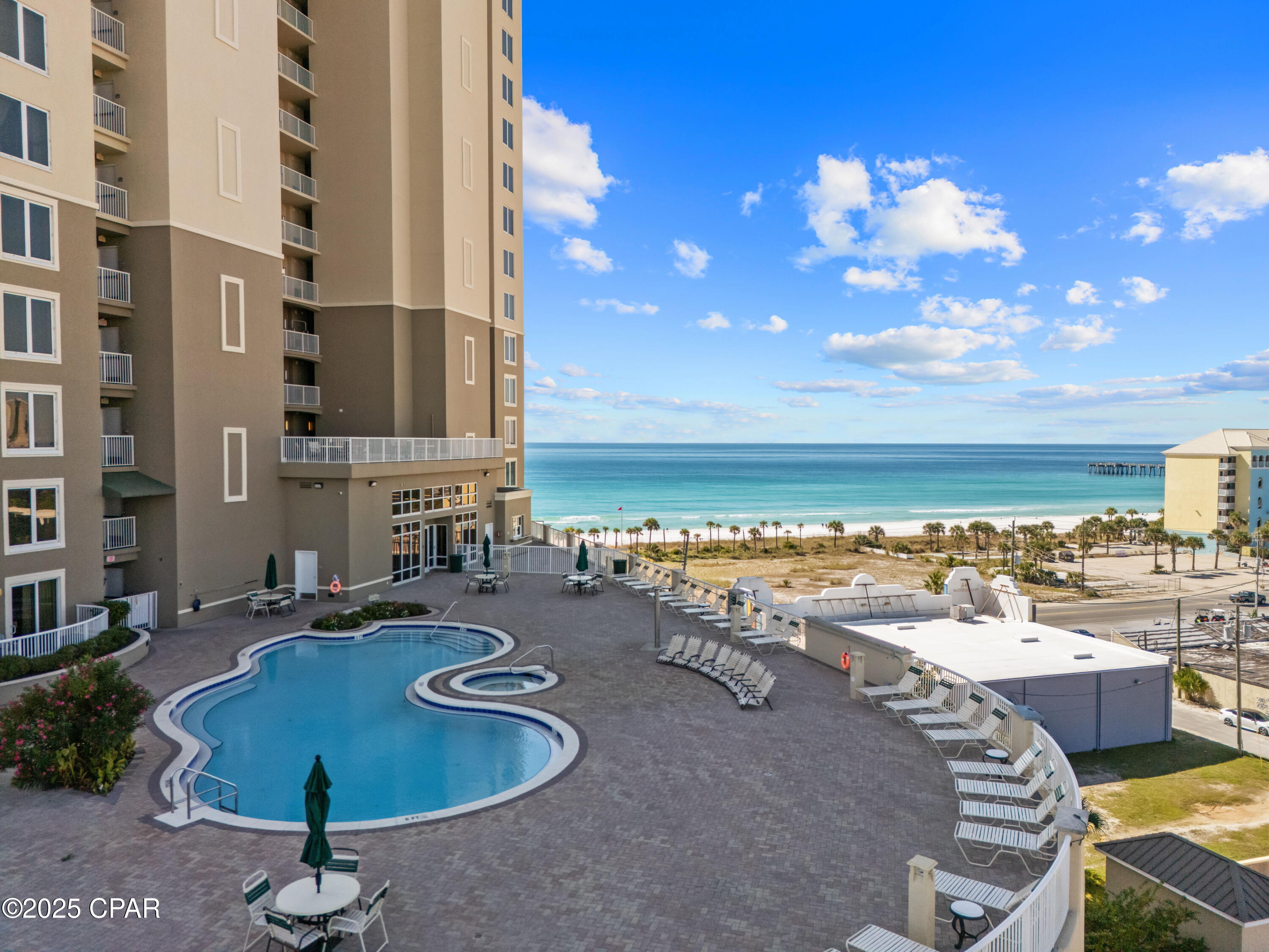 11807 Front Beach Road, 1809