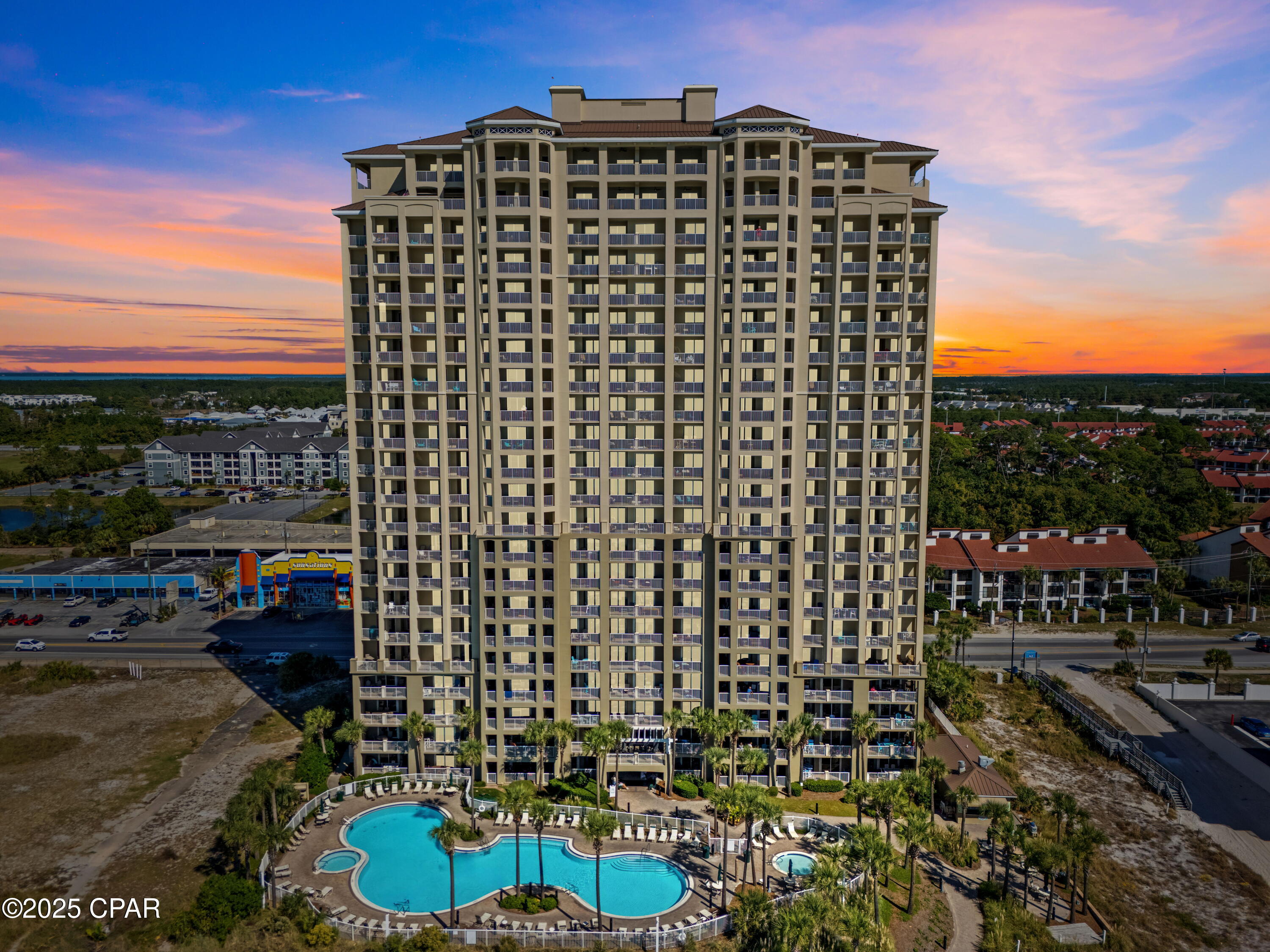 11807 Front Beach Road, 1809