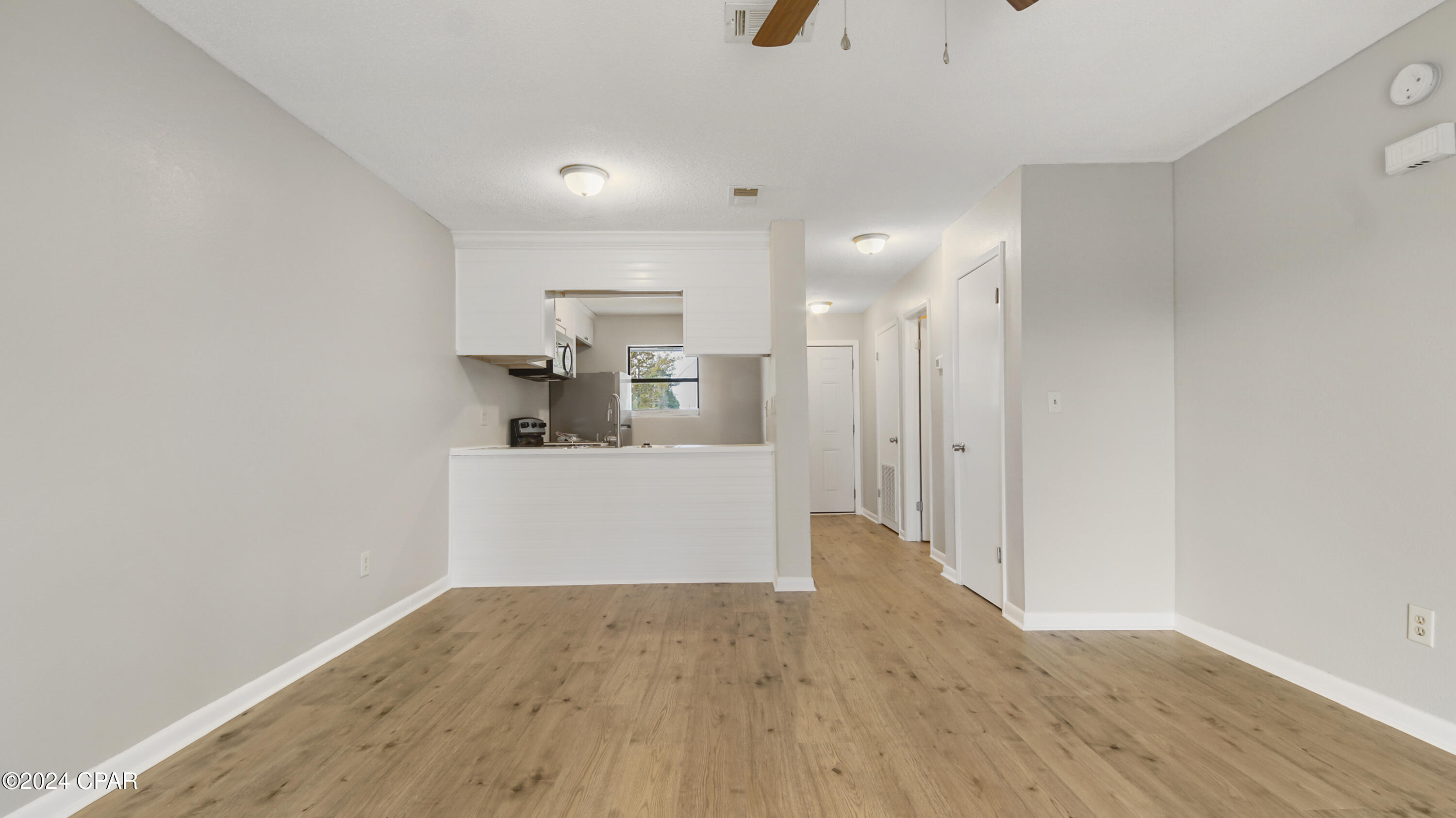 5113 E 10th Street, A