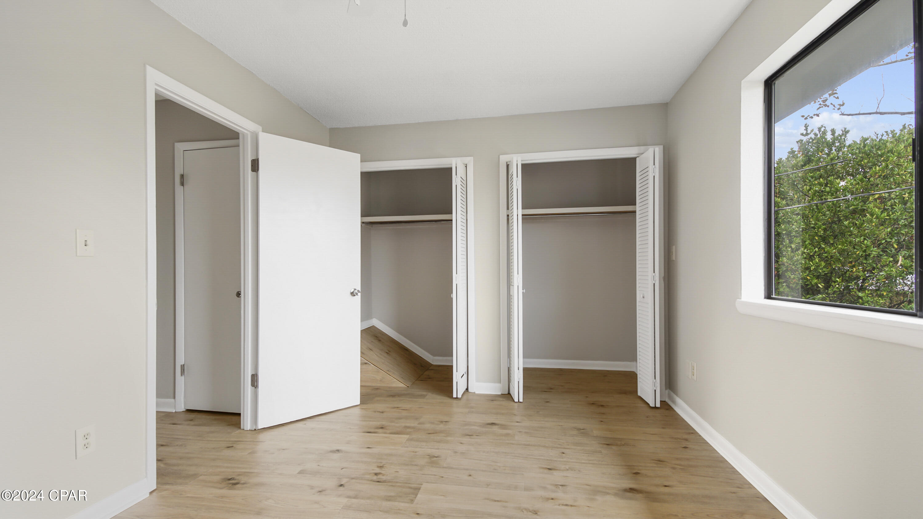 5113 E 10th Street, A