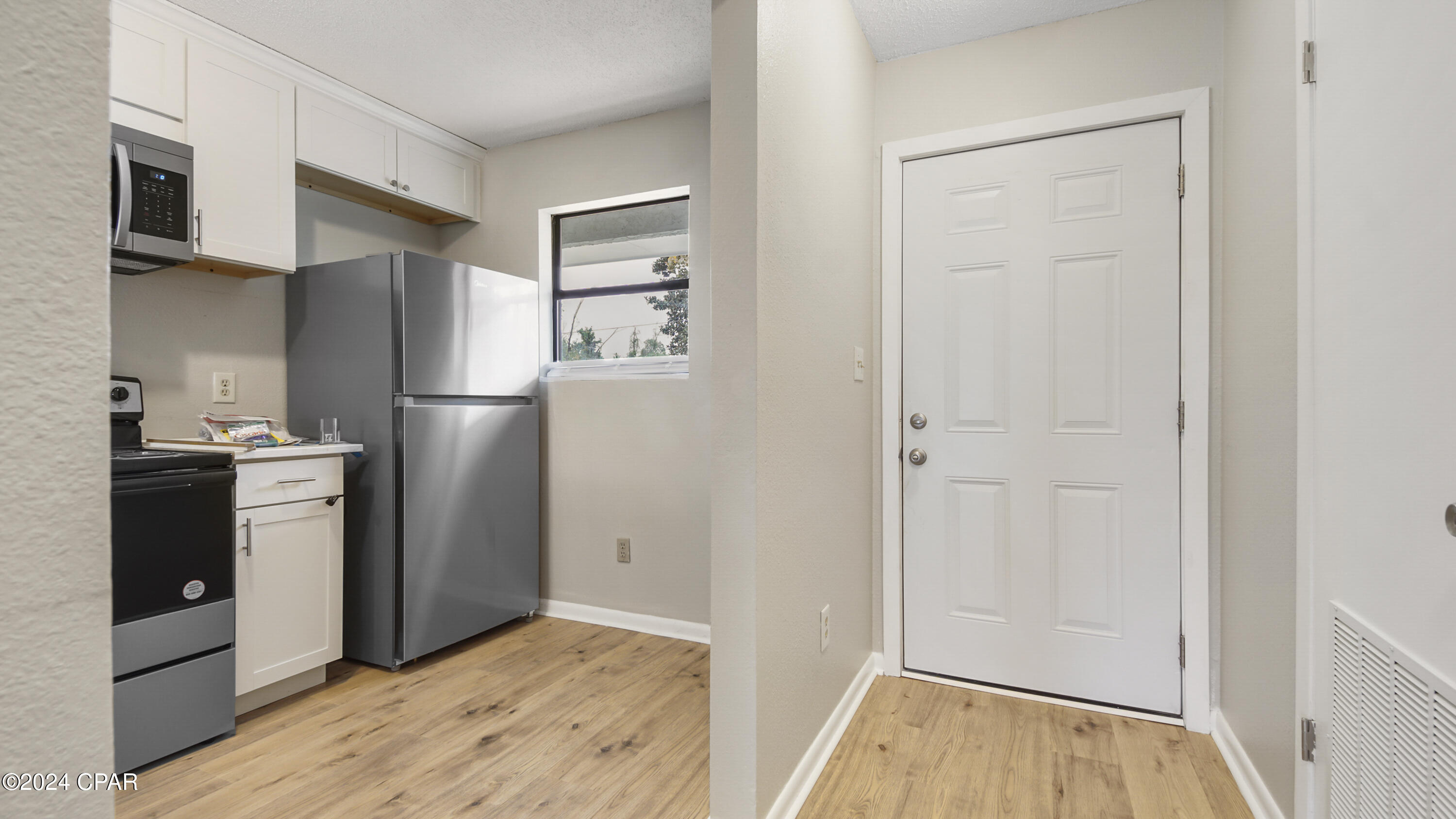 5113 E 10th Street, A