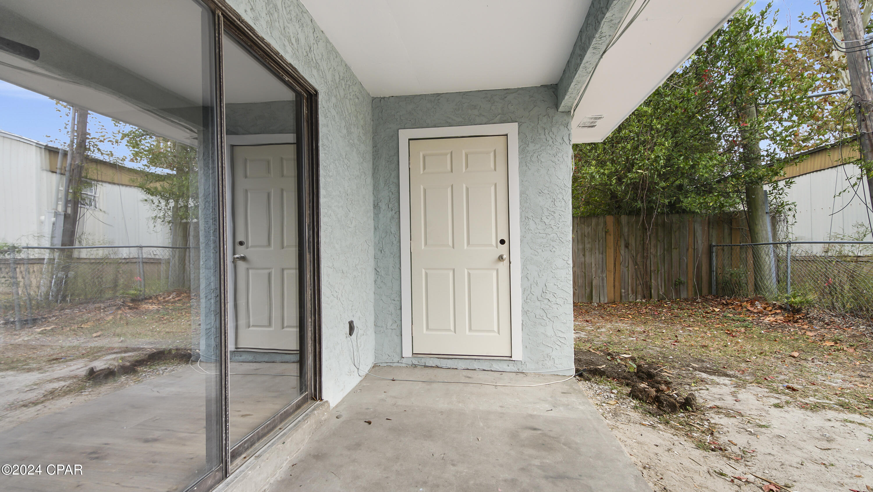 5113 E 10th Street, A