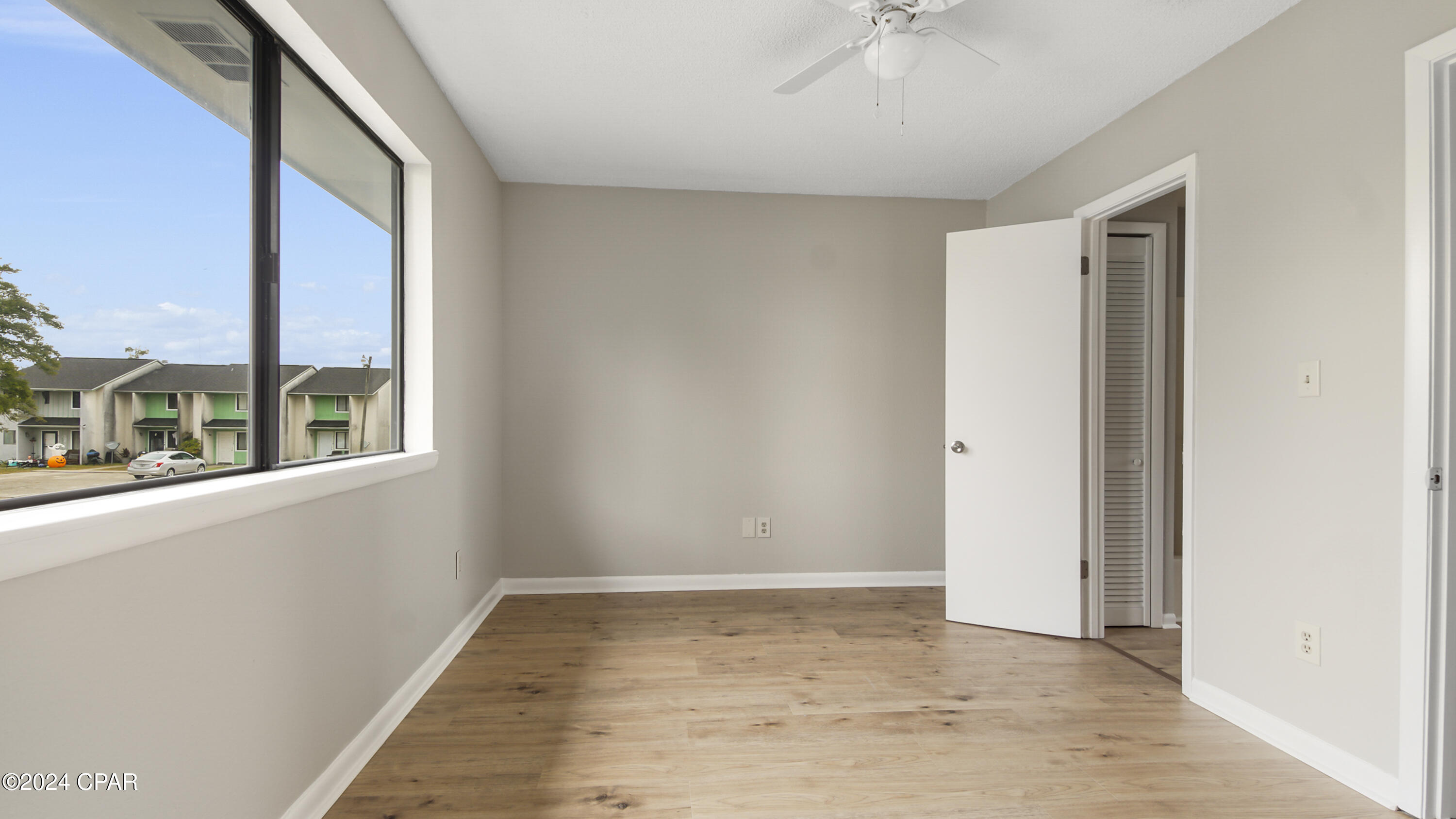 5113 E 10th Street, A