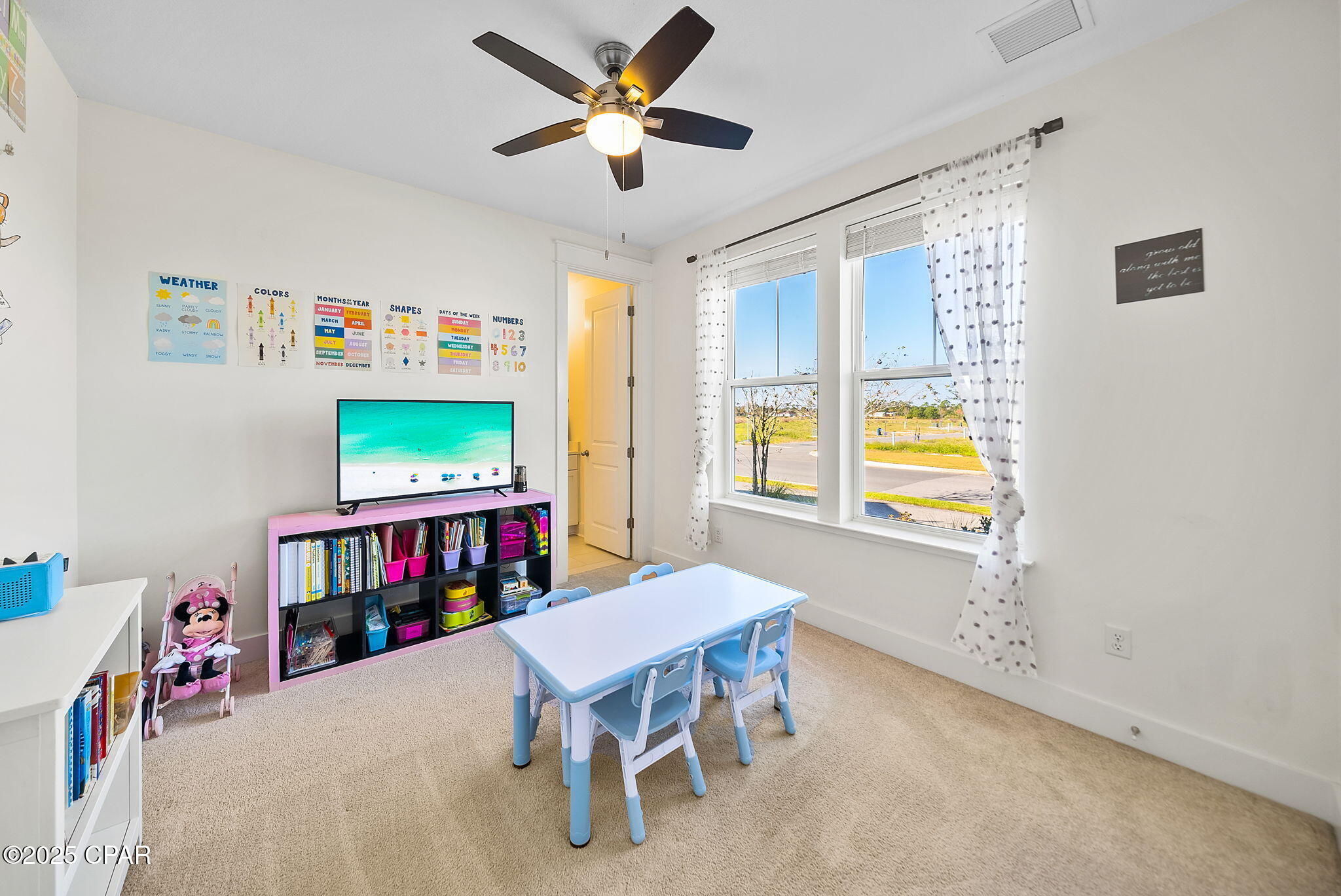 1604 N Discovery Loop