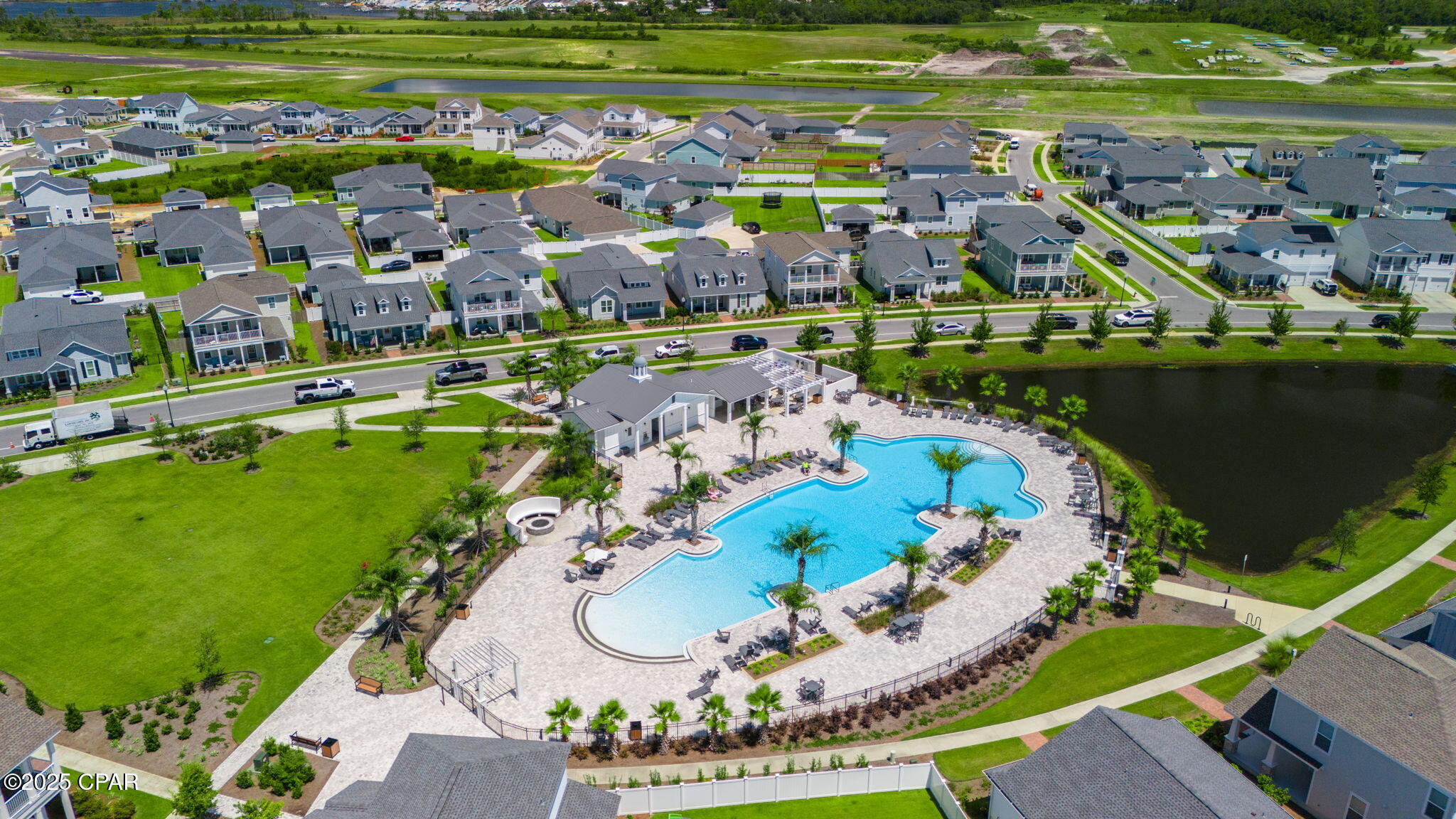 1604 N Discovery Loop