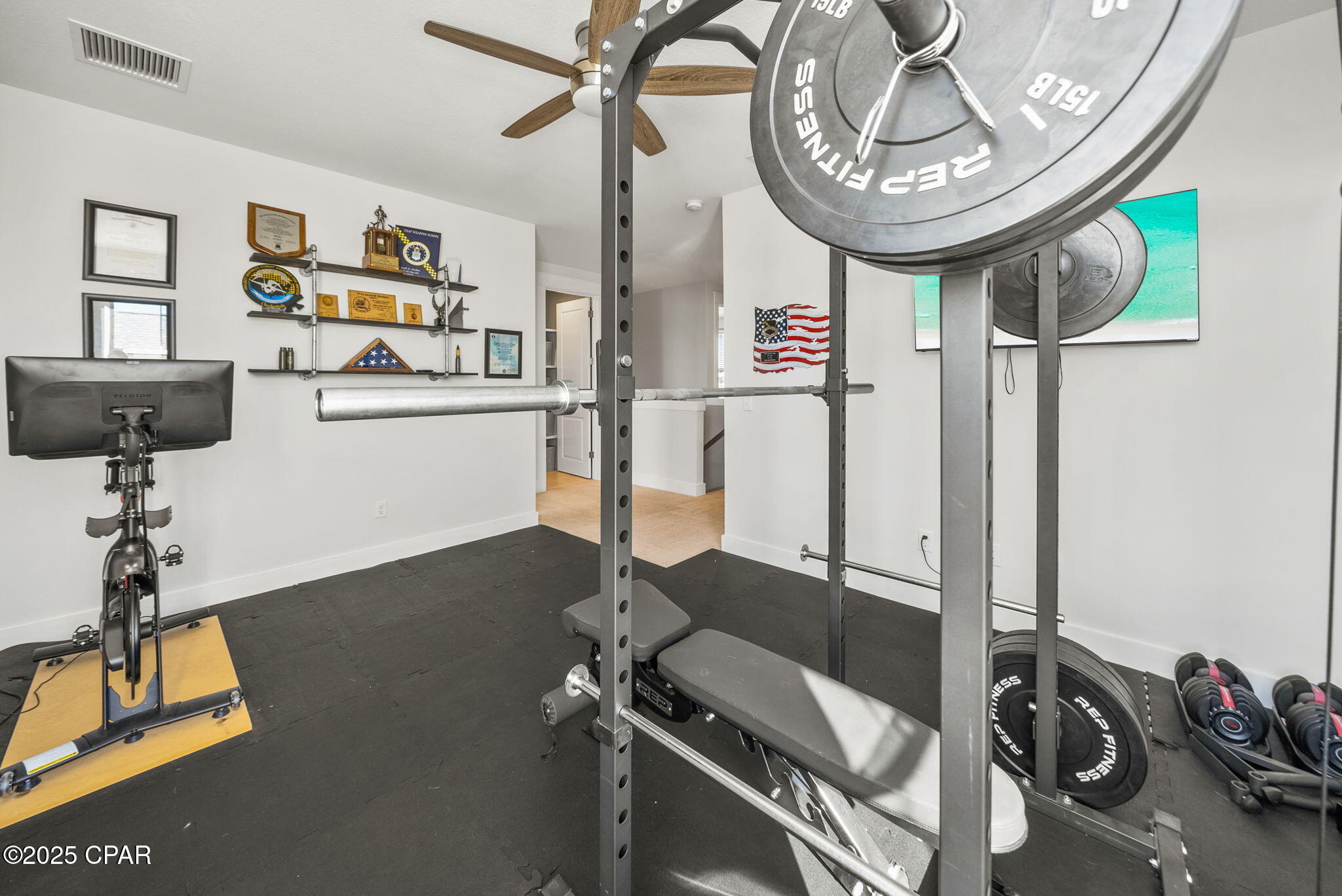 1604 N Discovery Loop