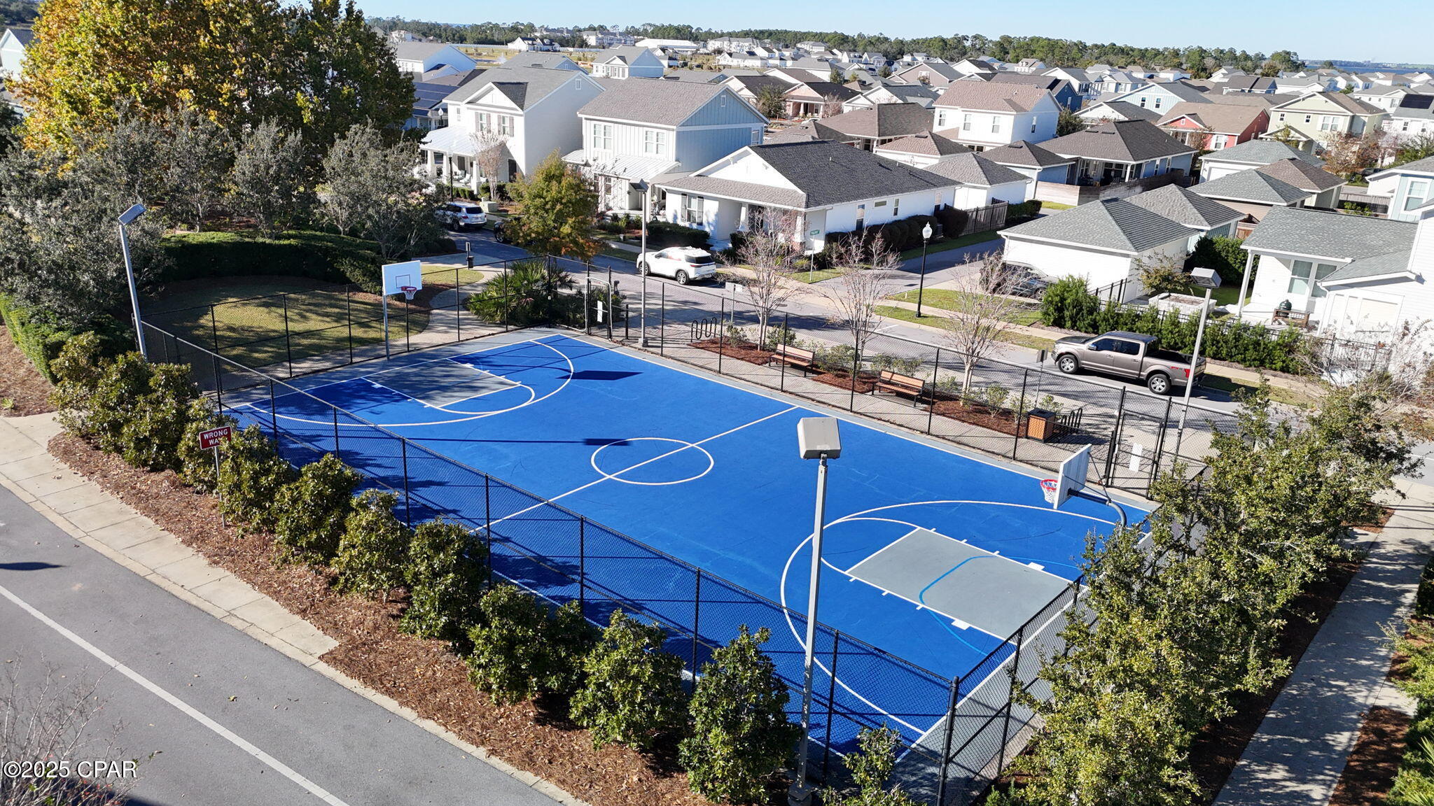 1604 N Discovery Loop