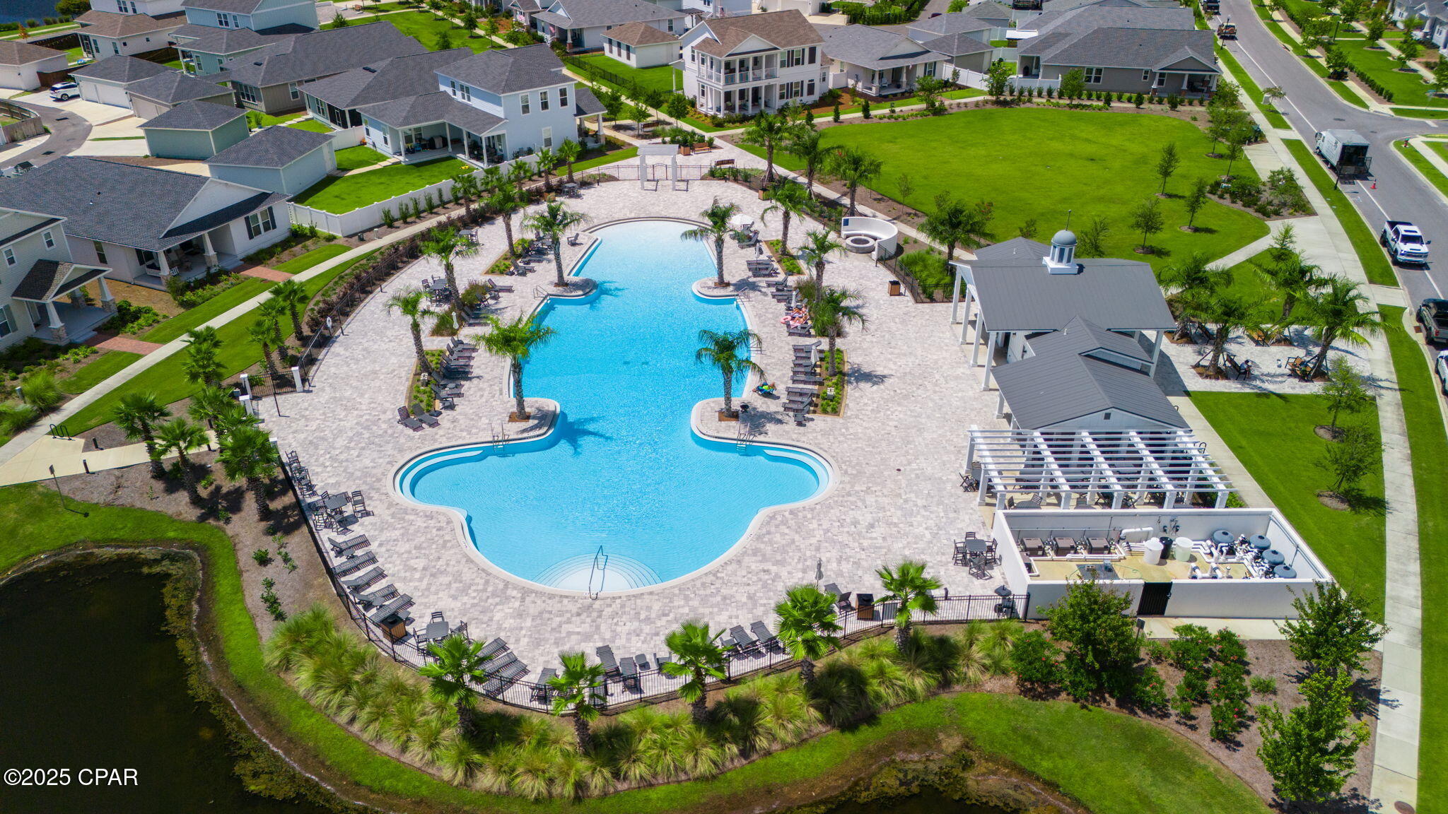 1604 N Discovery Loop