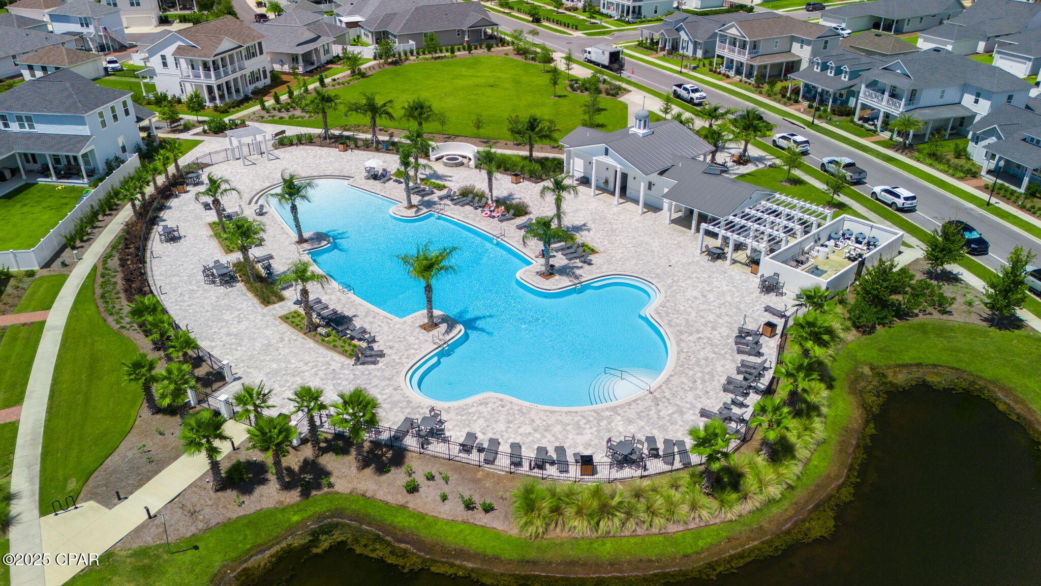 1604 N Discovery Loop