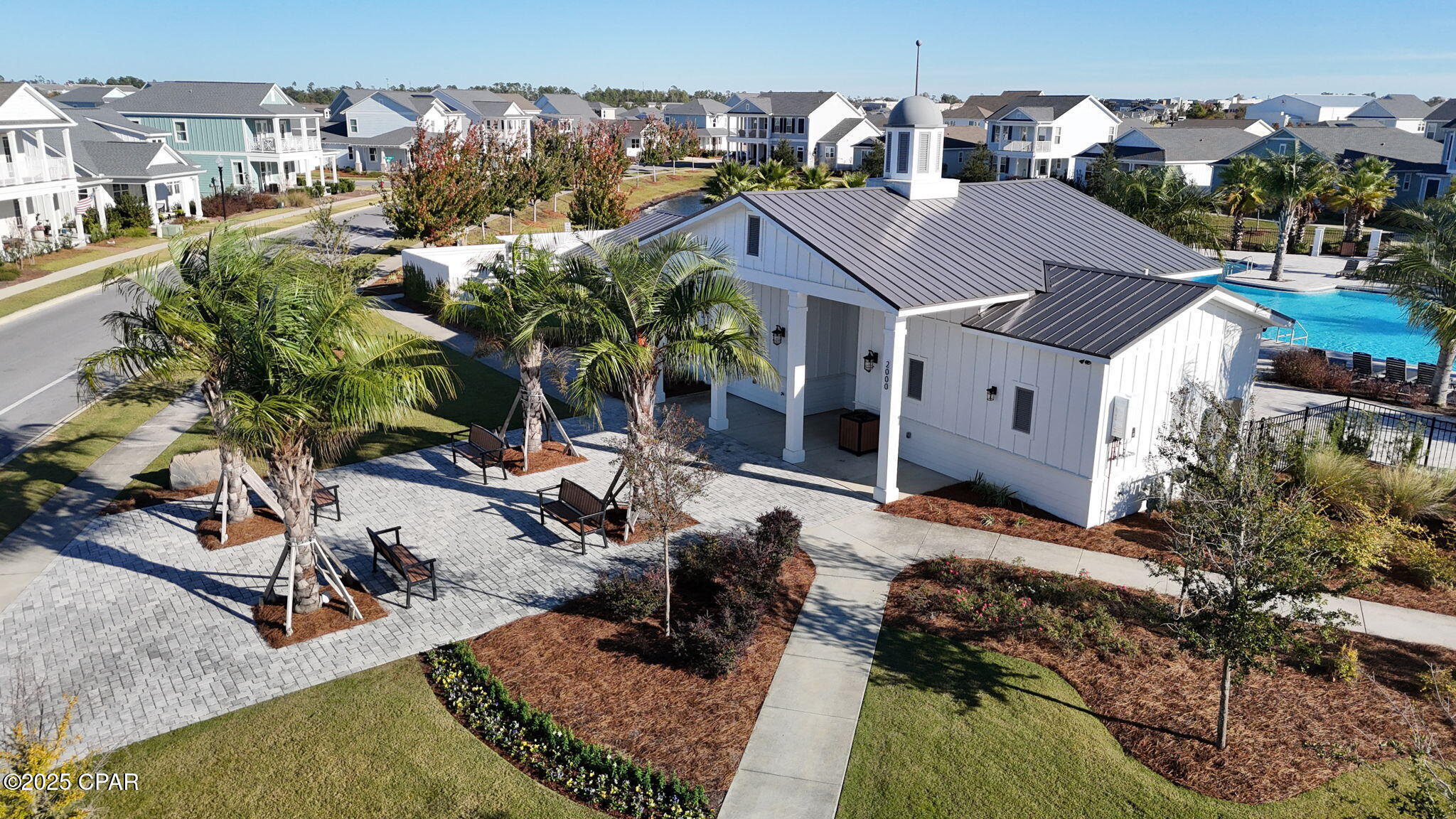 1604 N Discovery Loop