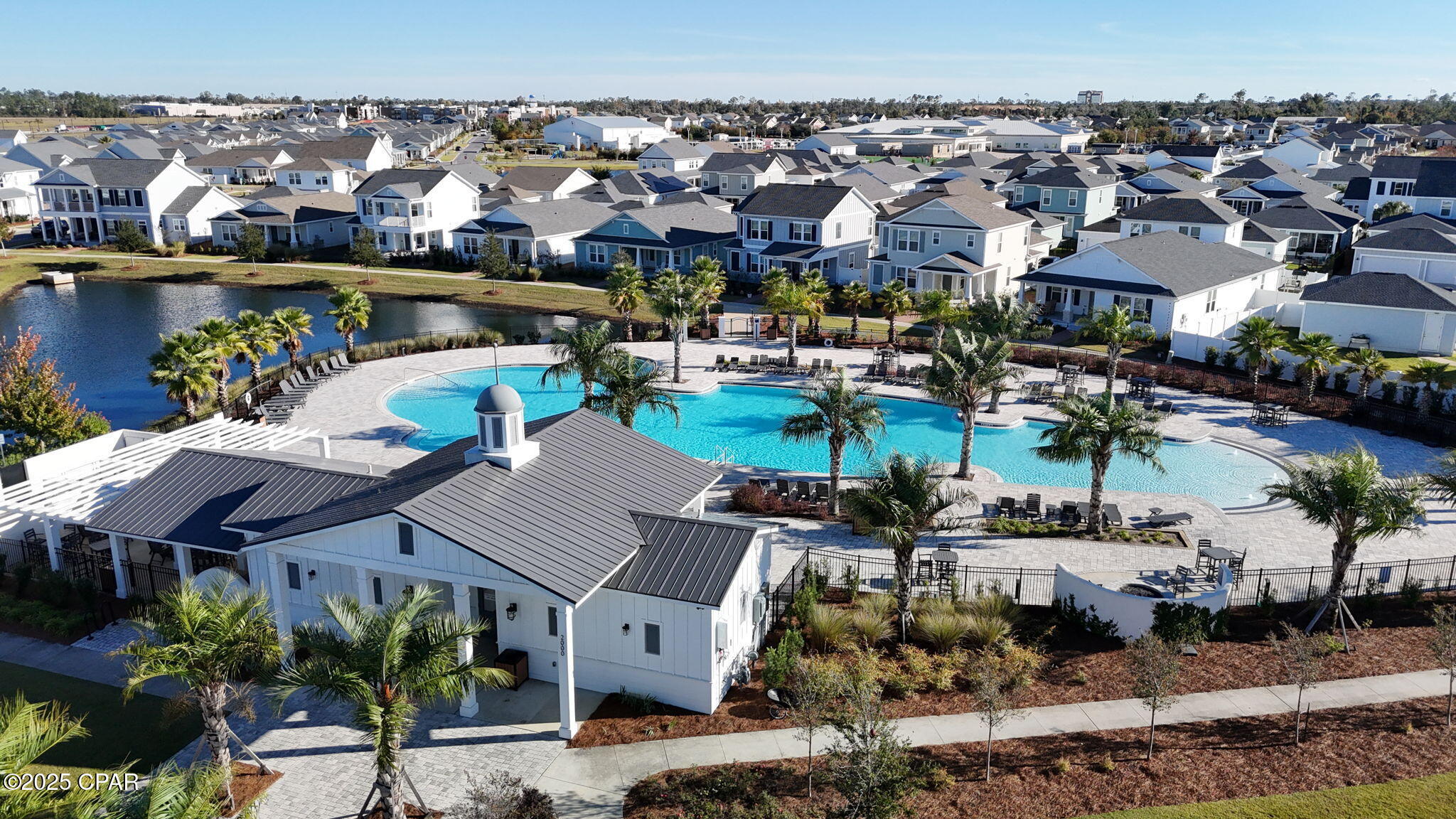 1604 N Discovery Loop