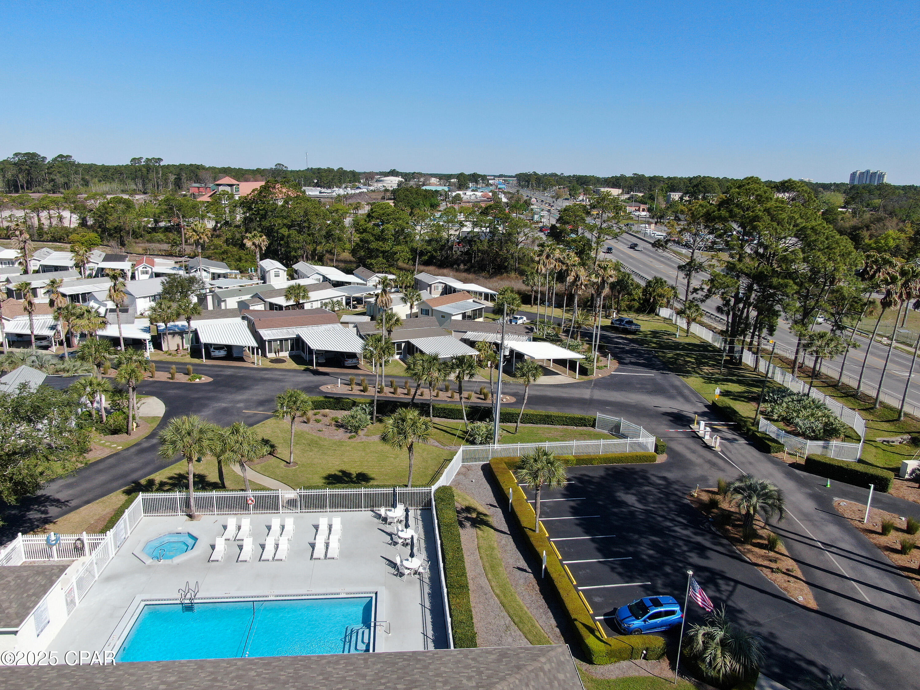 1219 Thomas Drive 289