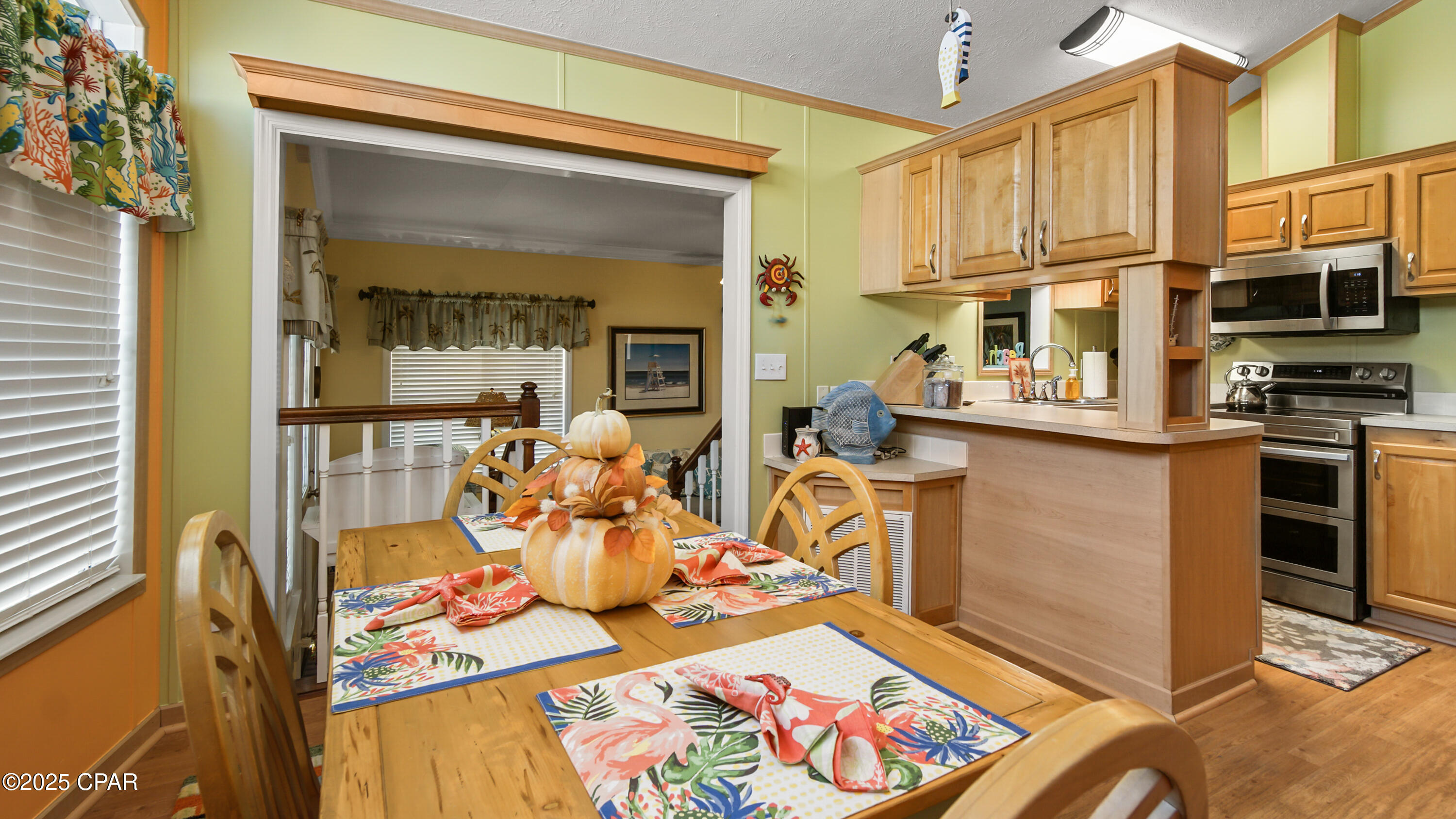 1219 Thomas Drive 289