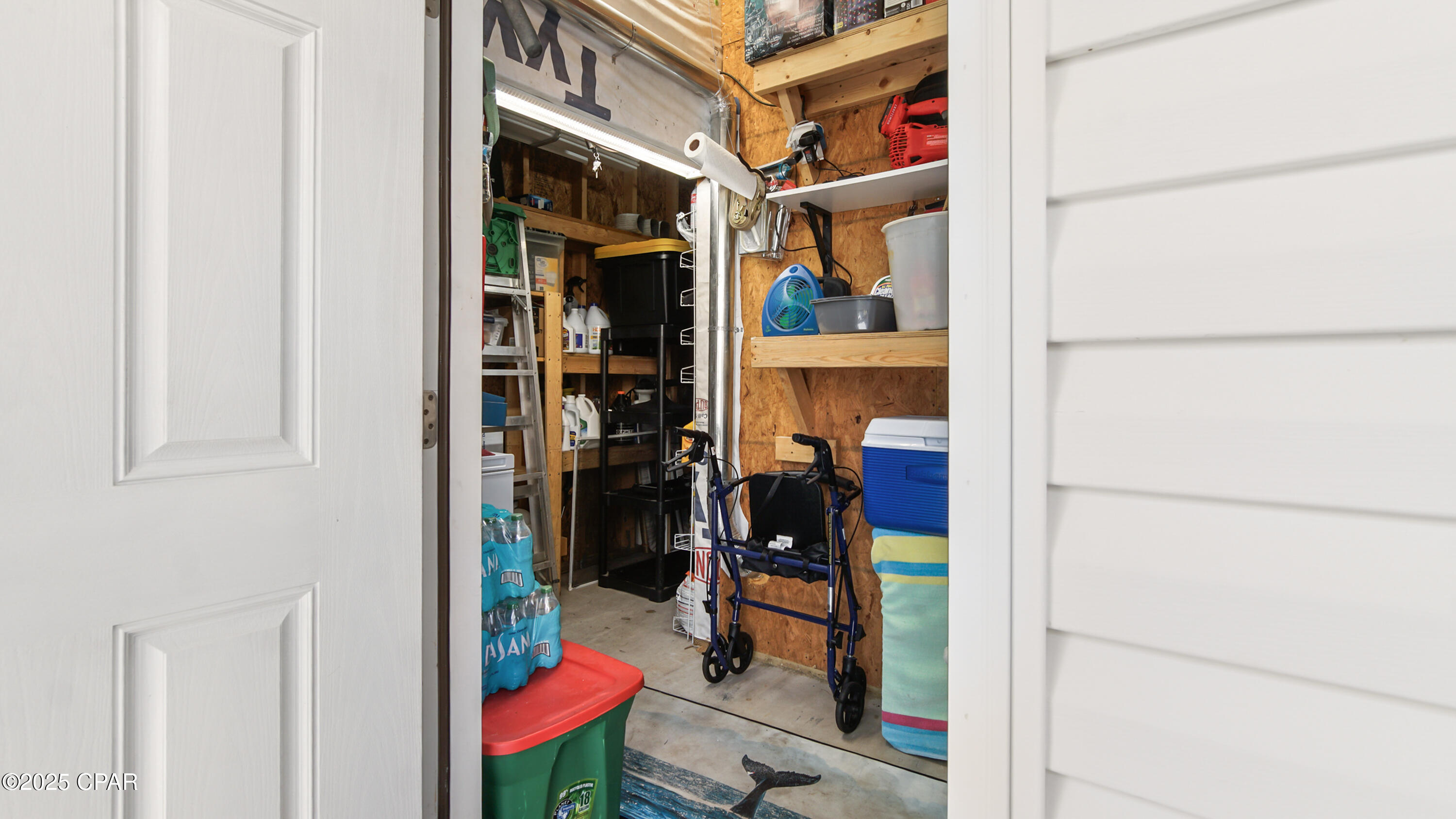 1219 Thomas Drive 289