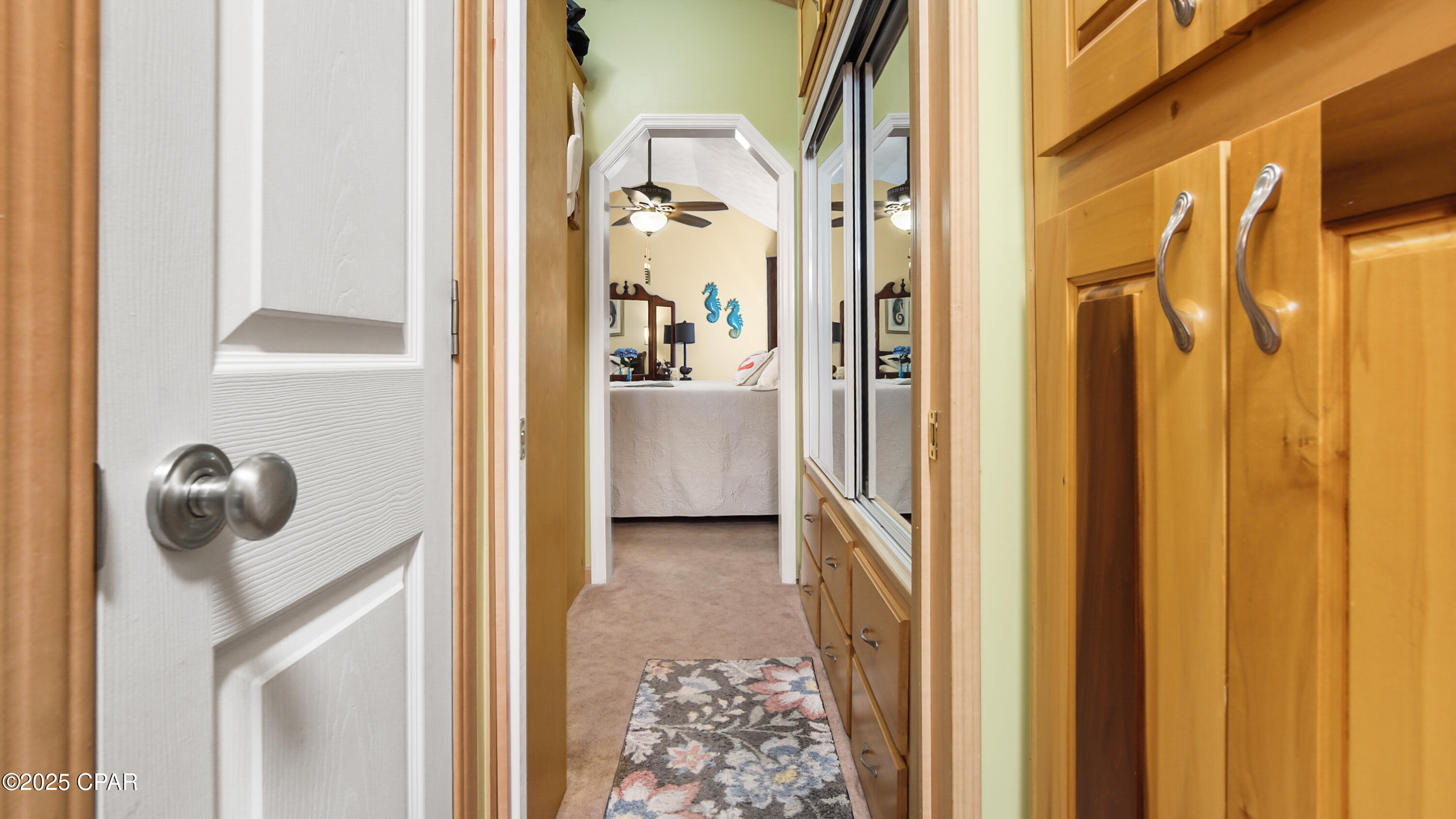 1219 Thomas Drive 289