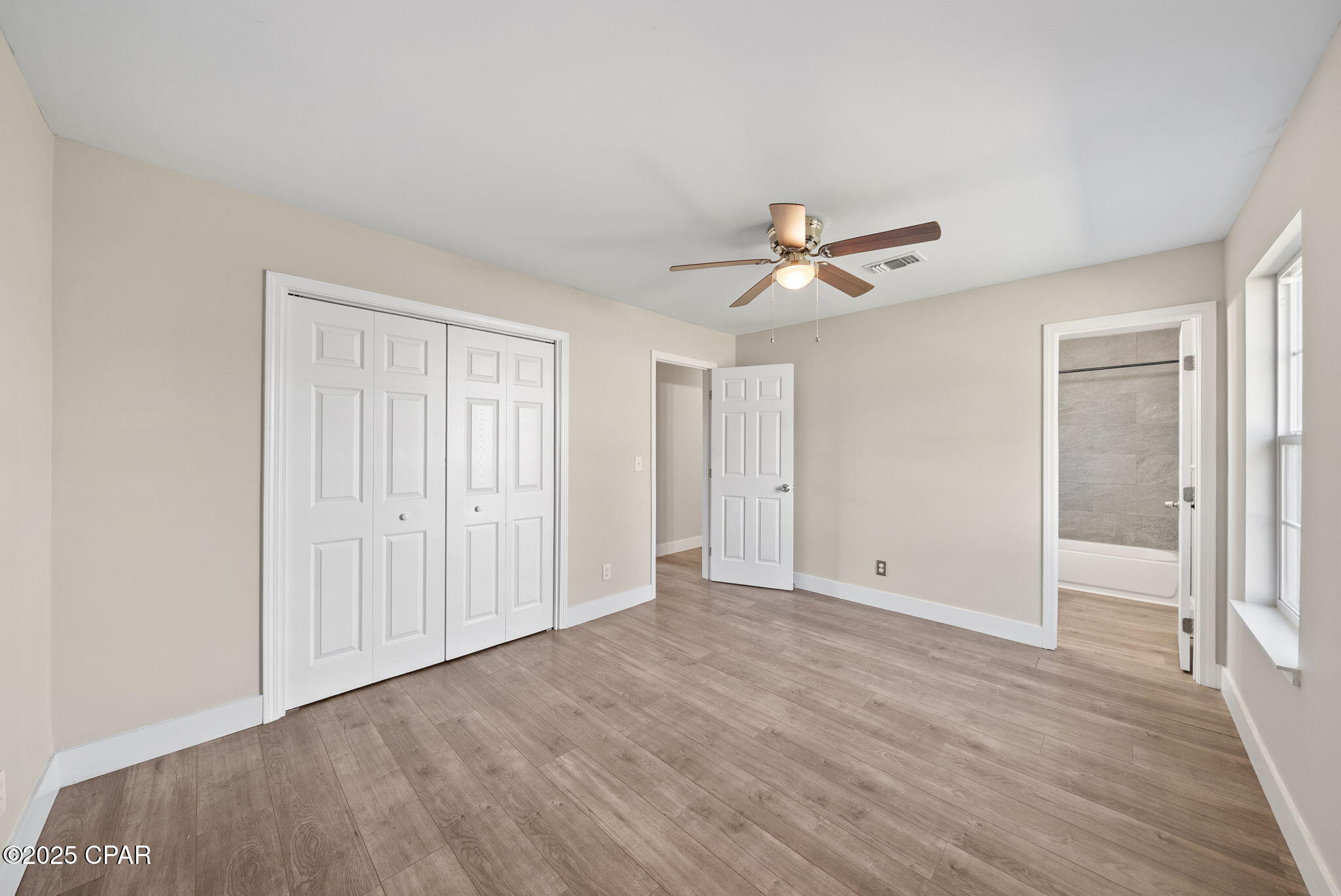 606 W 14th Street