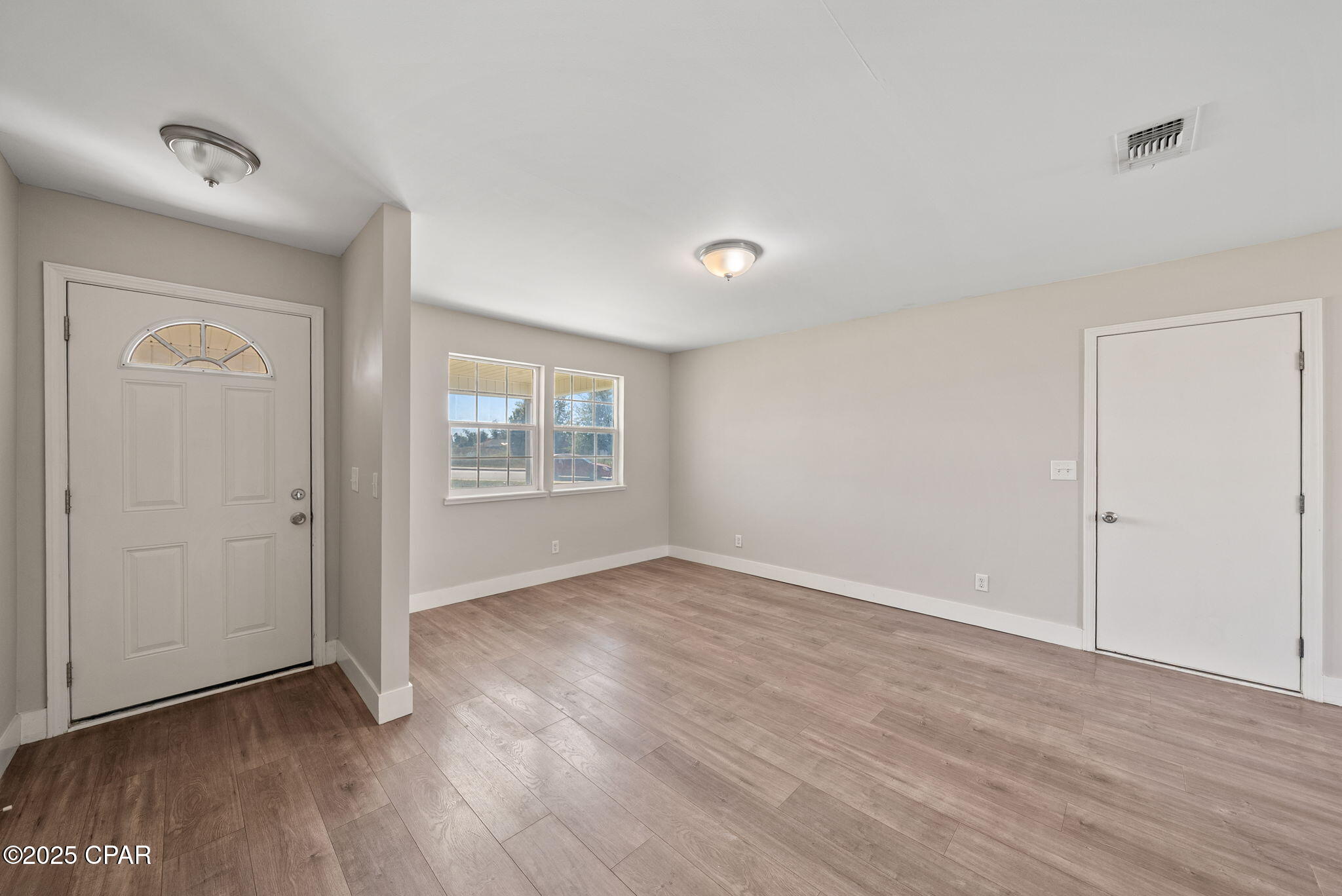 606 W 14th Street