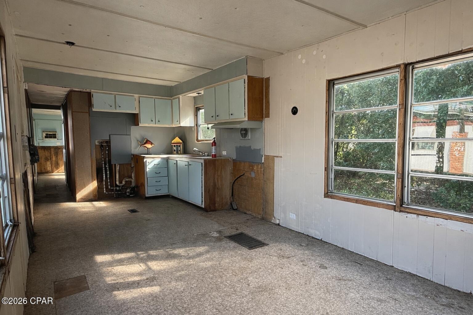 4118 Hoskins Street