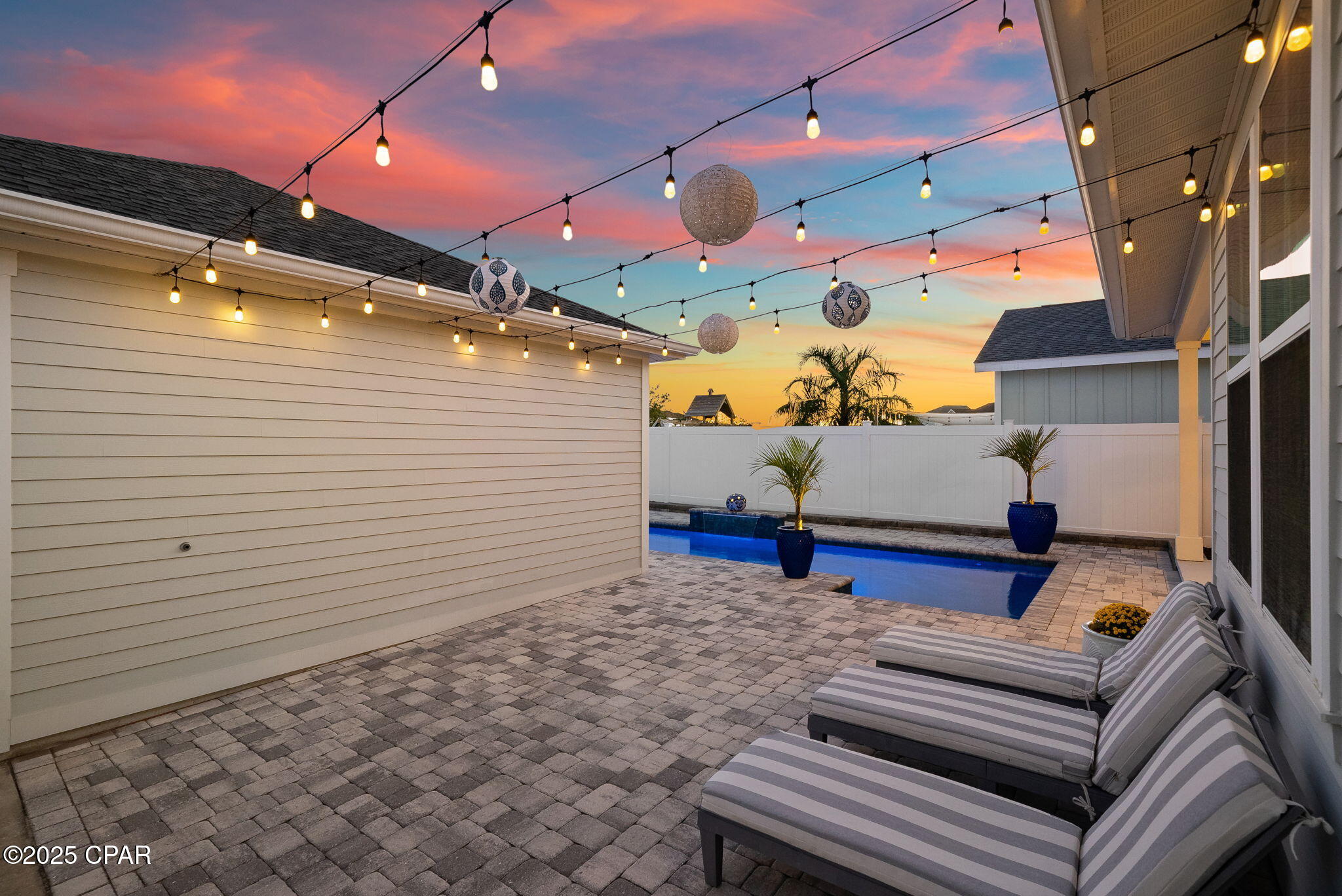 1401 N Discovery Loop