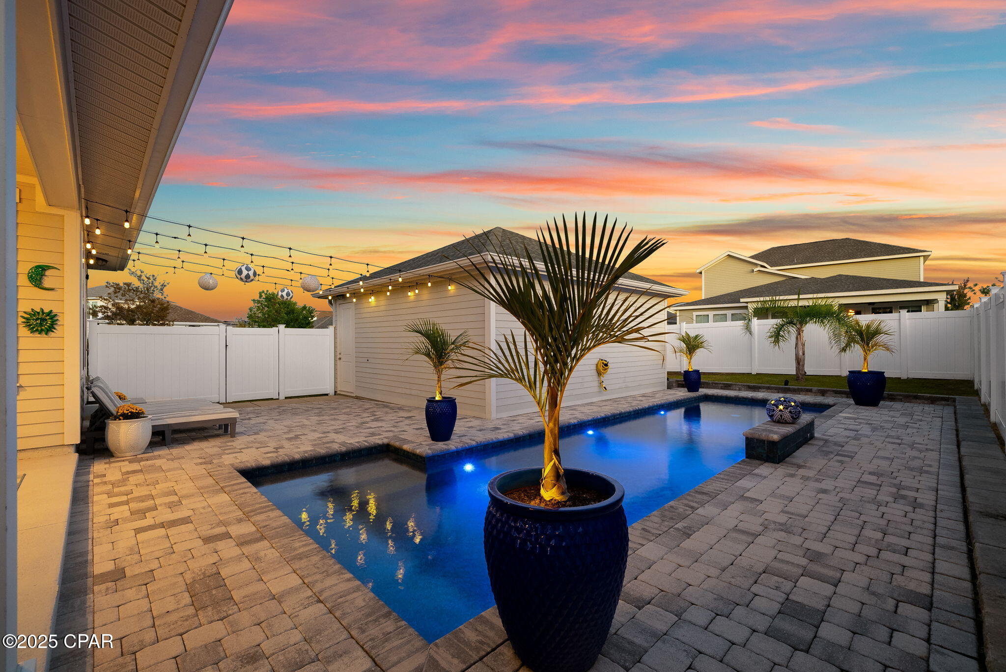 1401 N Discovery Loop