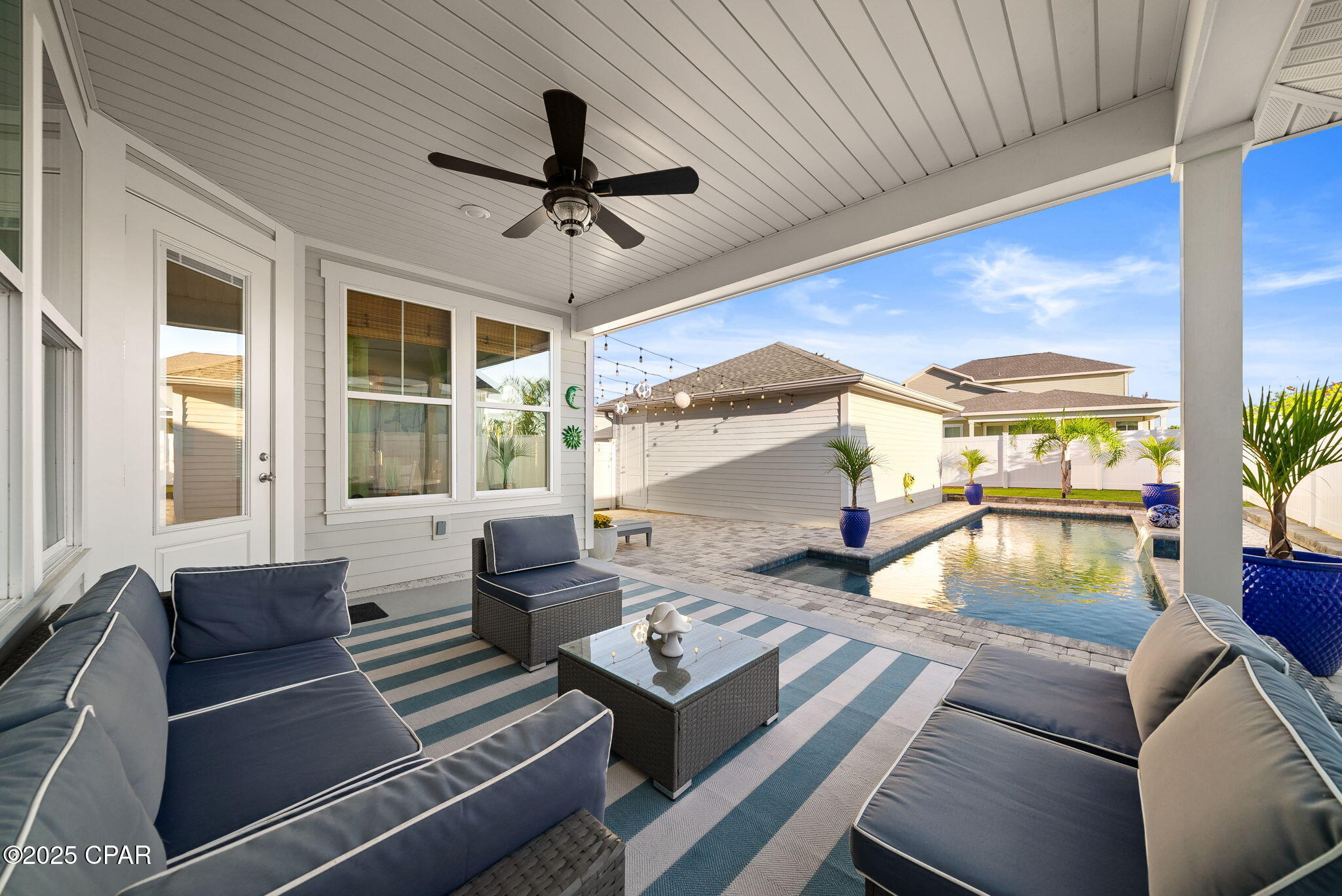 1401 N Discovery Loop