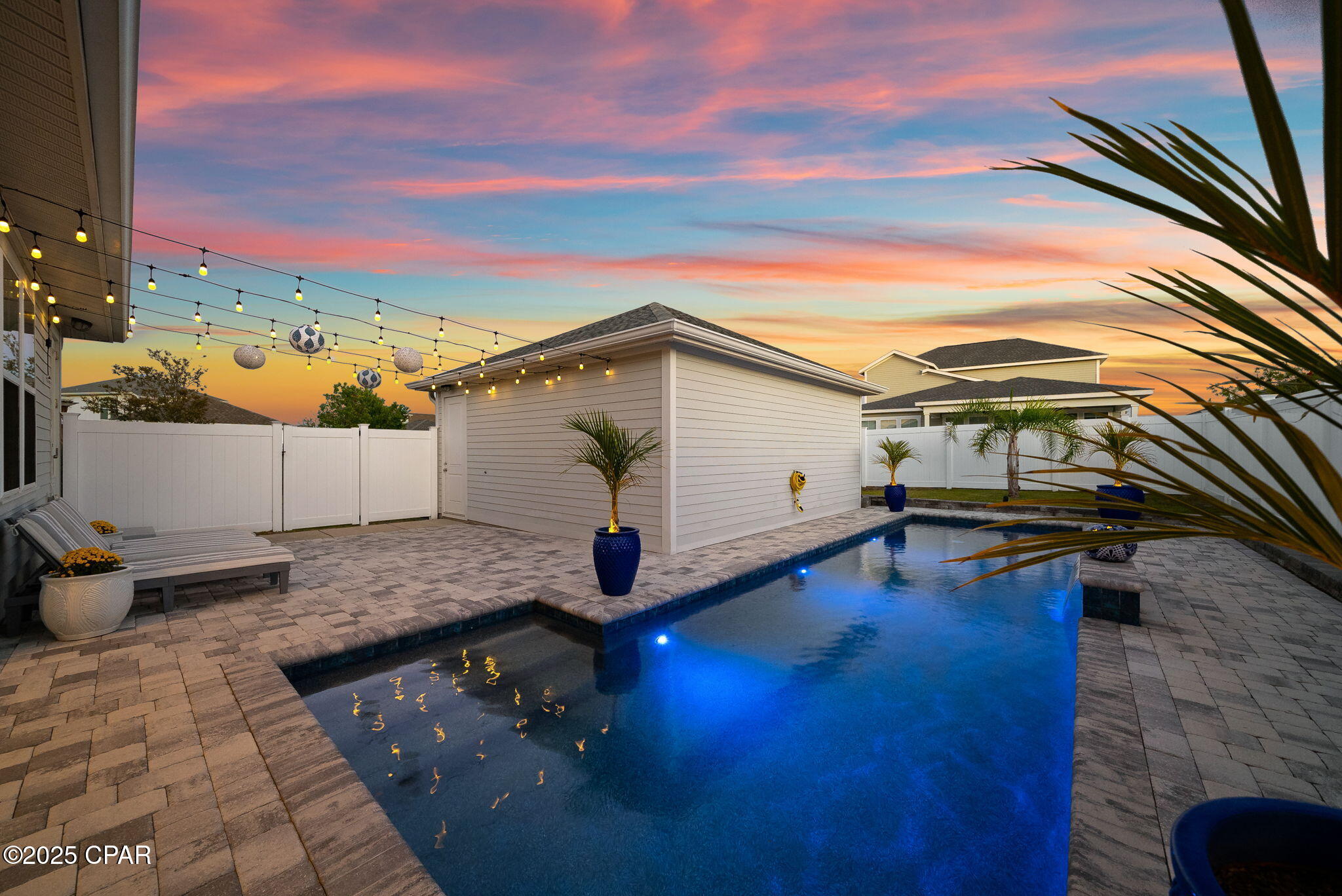 1401 N Discovery Loop