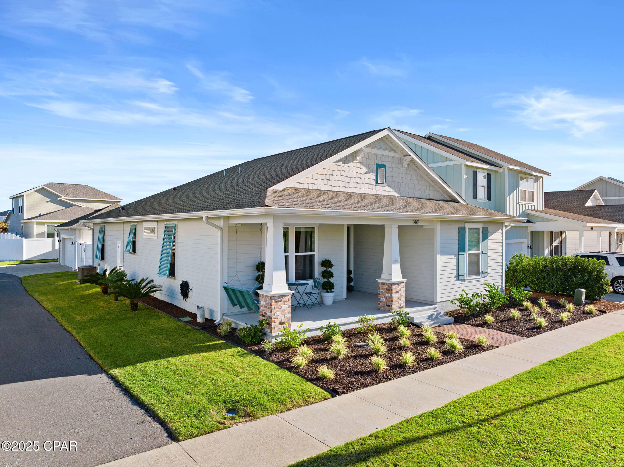 1401 N Discovery Loop