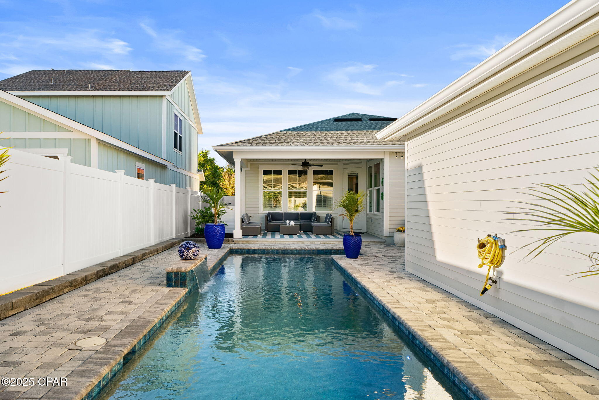 1401 N Discovery Loop