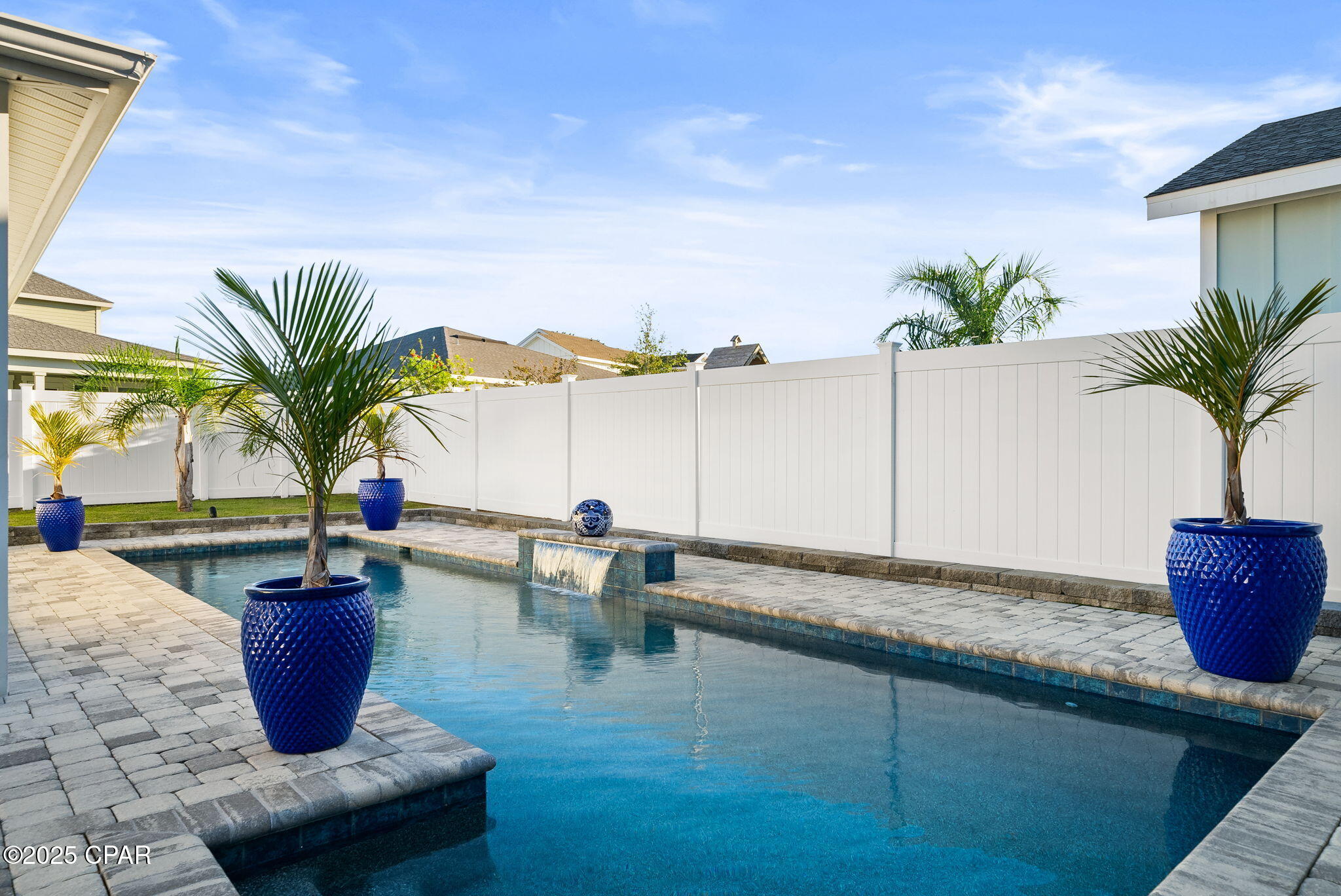 1401 N Discovery Loop