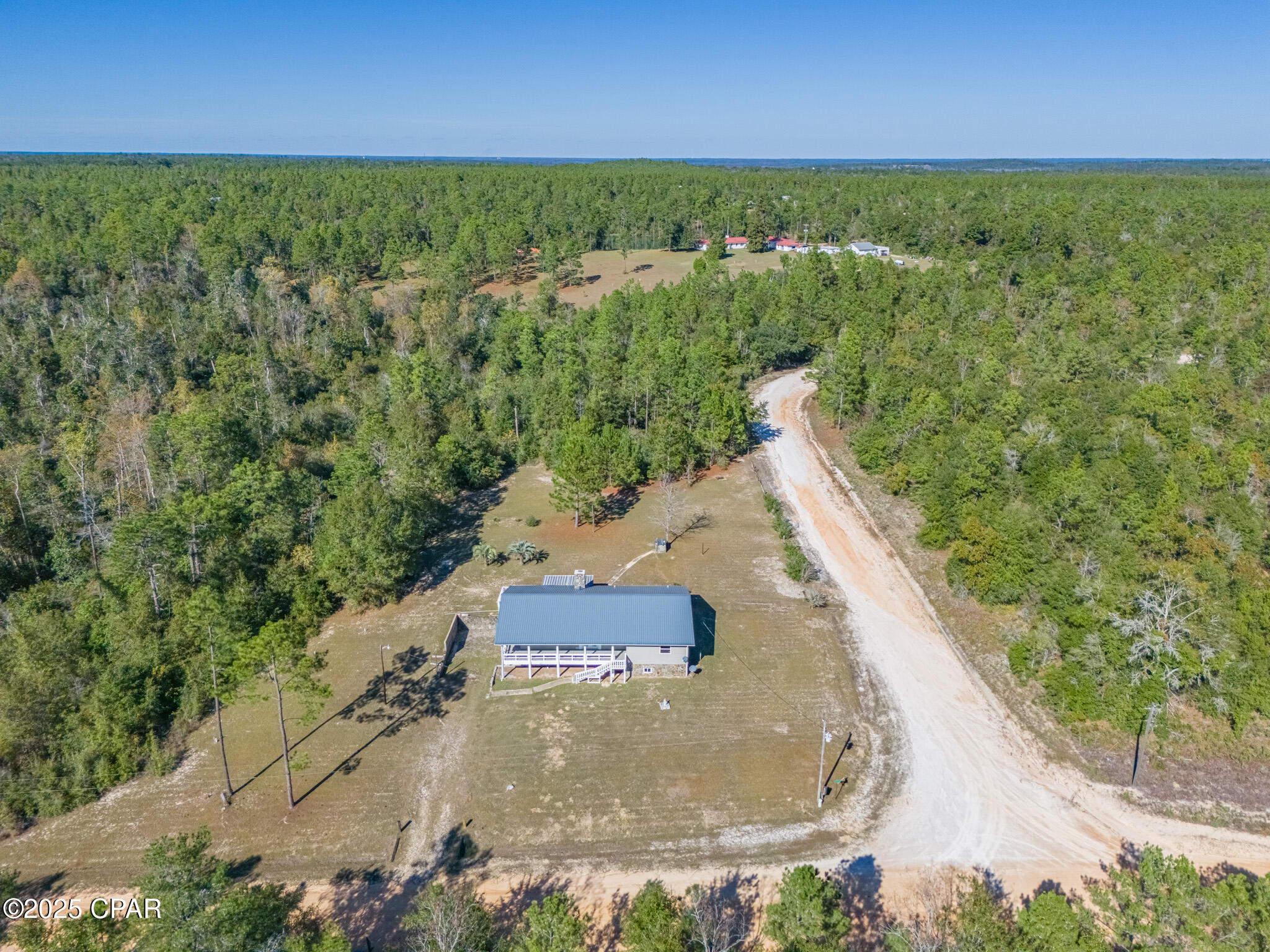 2672 W Laurel Drive