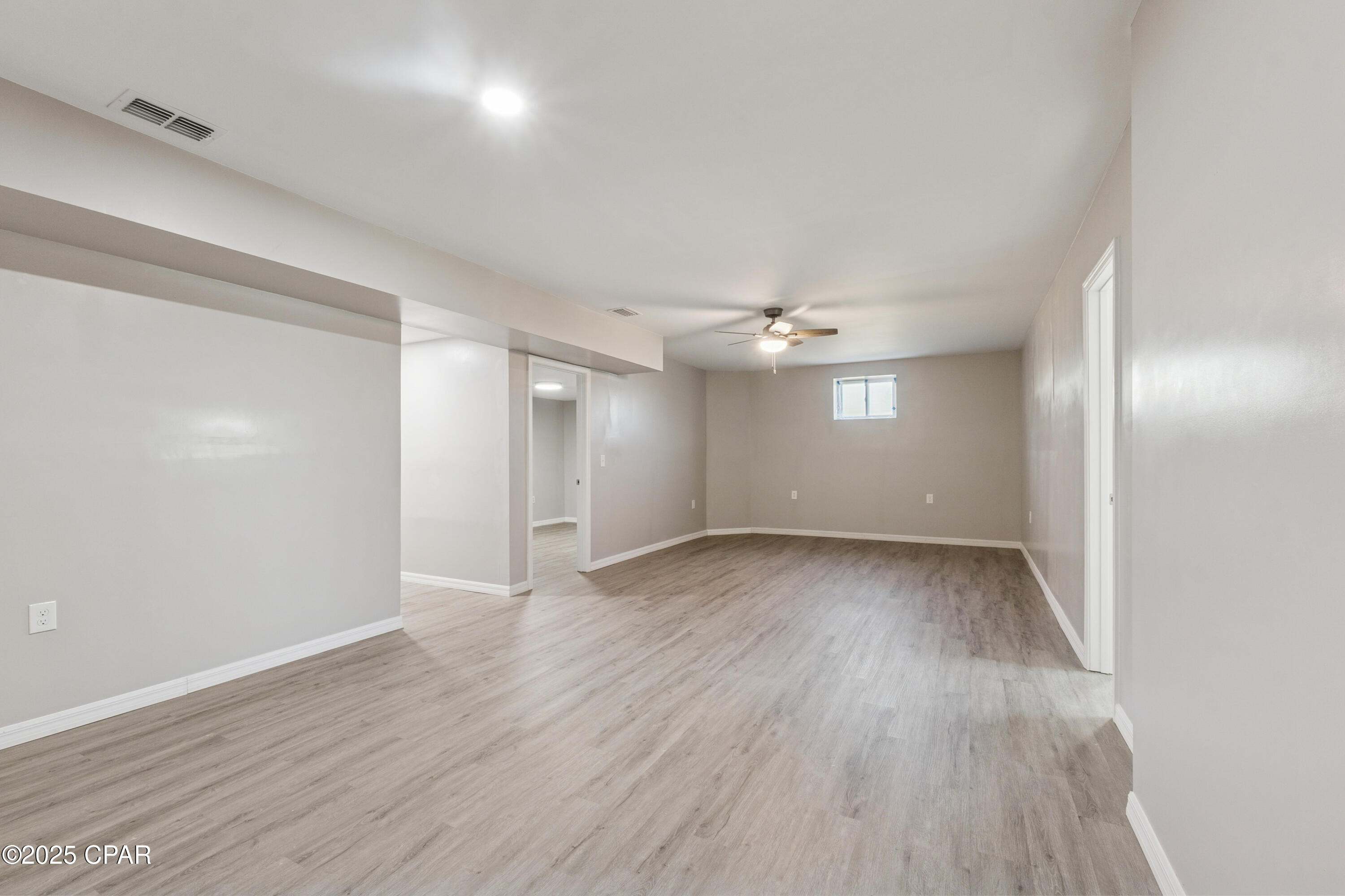 2672 W Laurel Drive