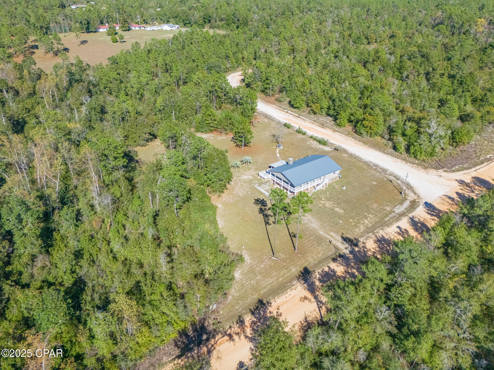 2672 W Laurel Drive