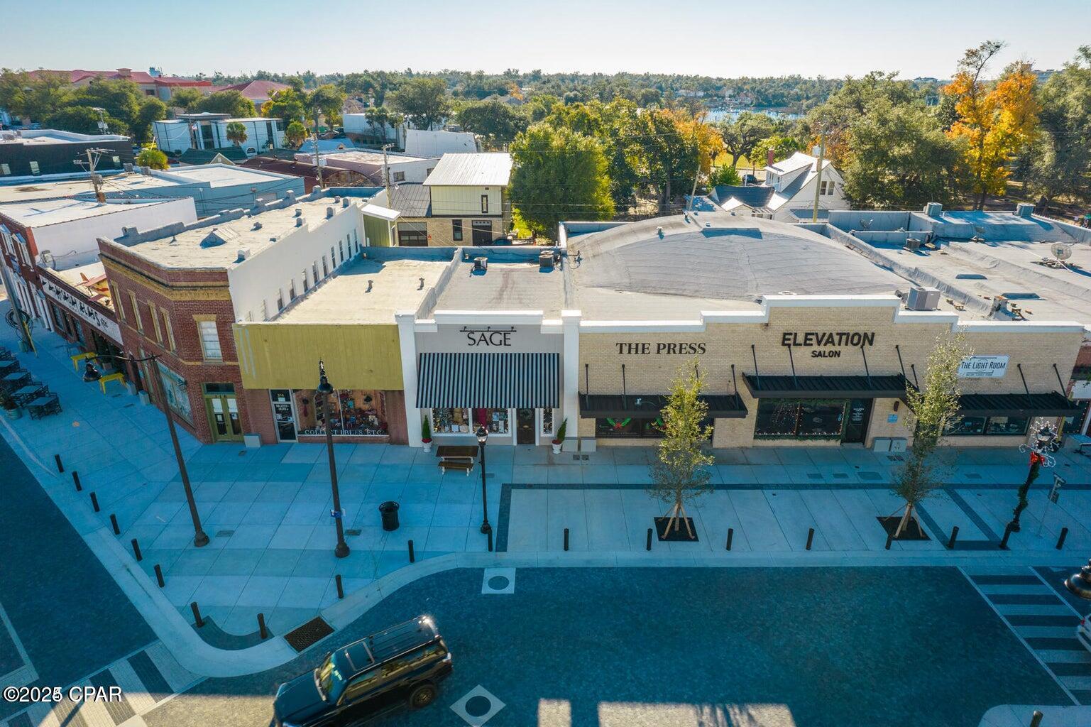 440 S Macarthur Avenue