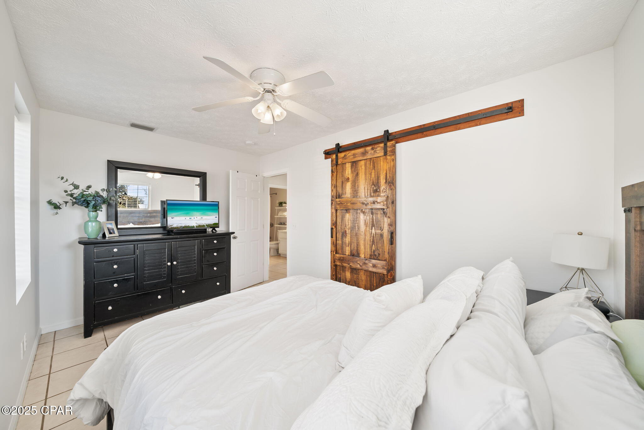 440 S Macarthur Avenue