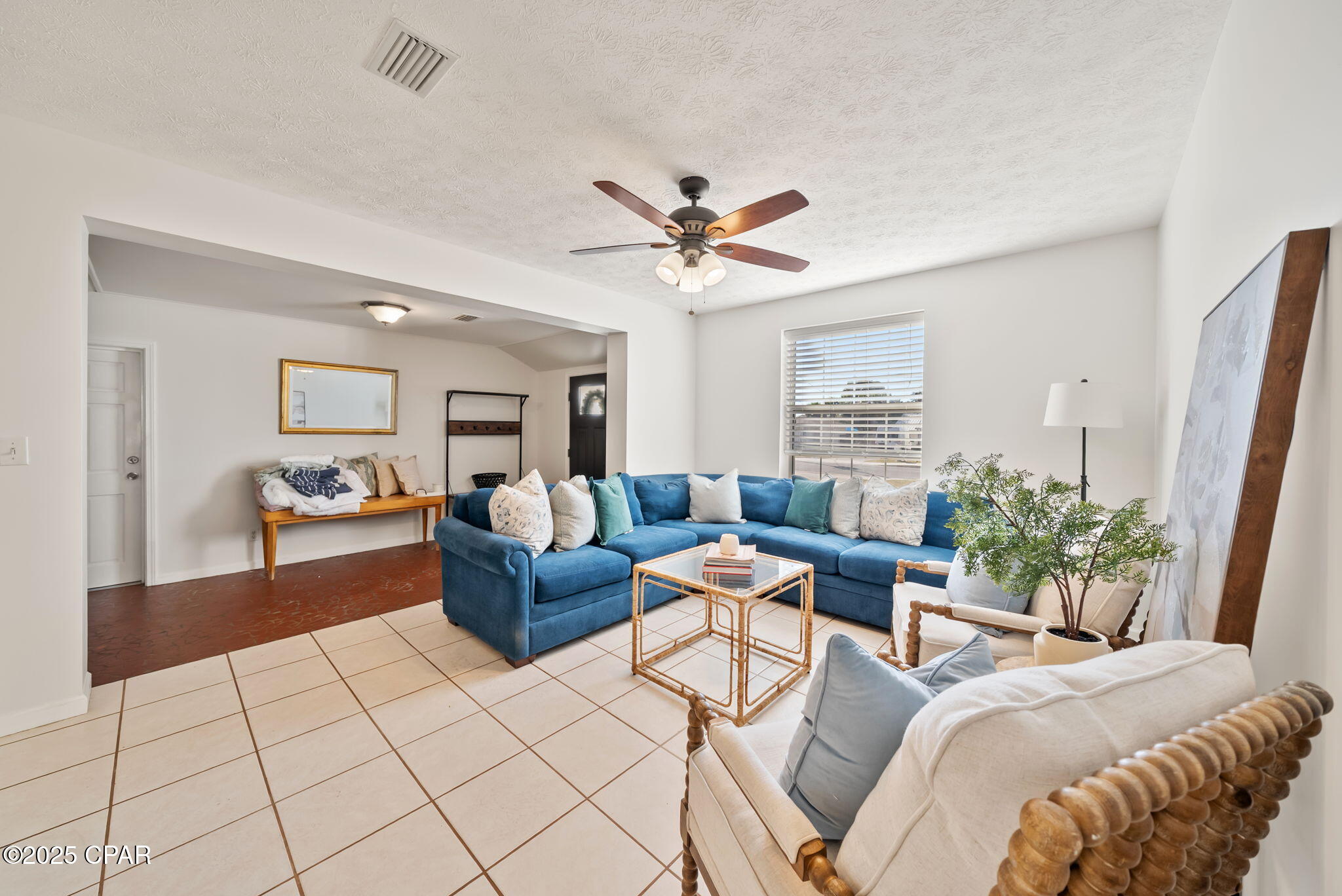 440 S Macarthur Avenue