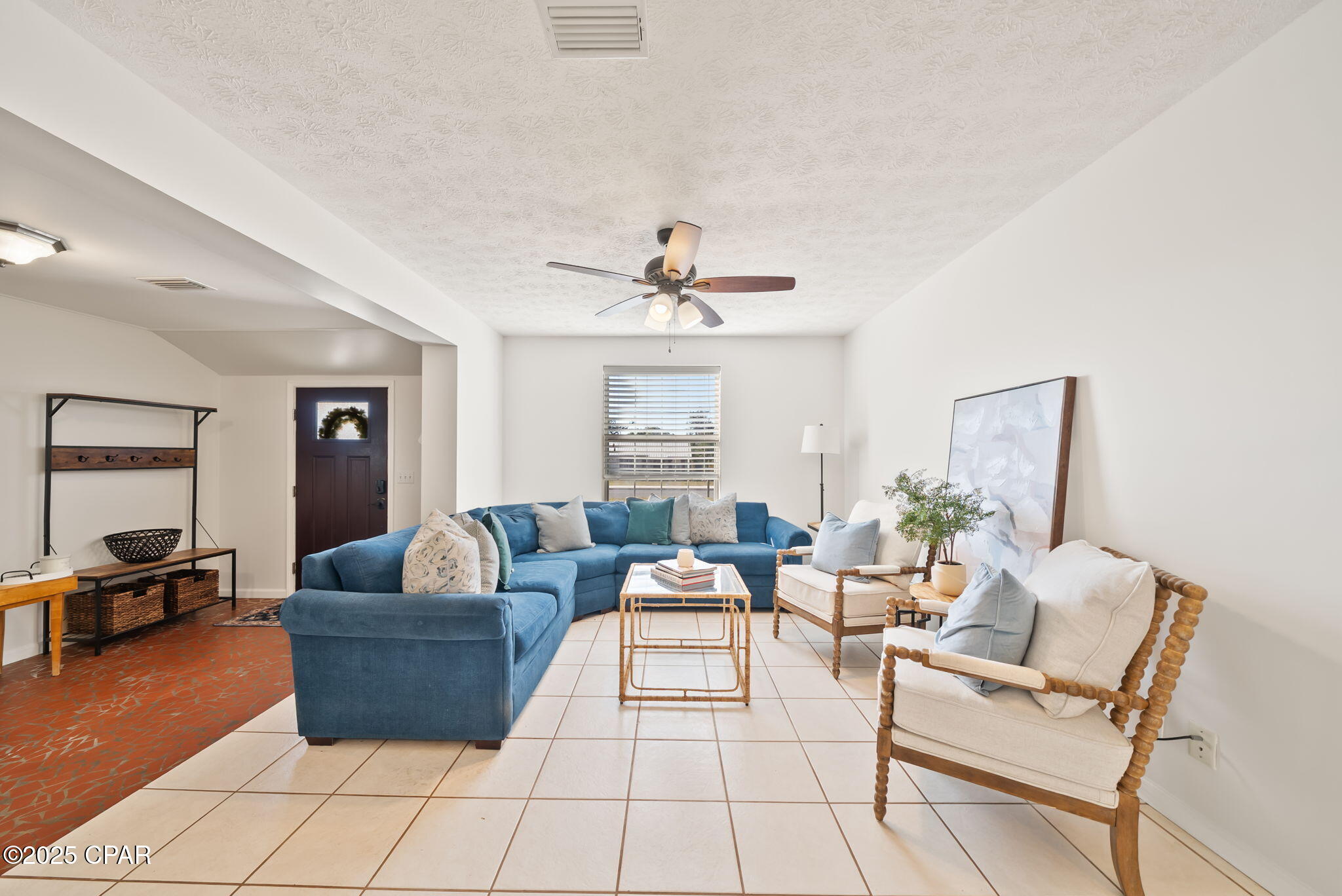 440 S Macarthur Avenue