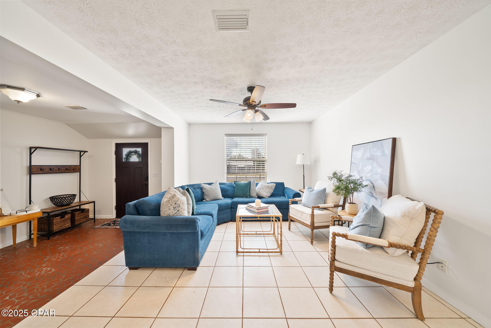 440 S Macarthur Avenue