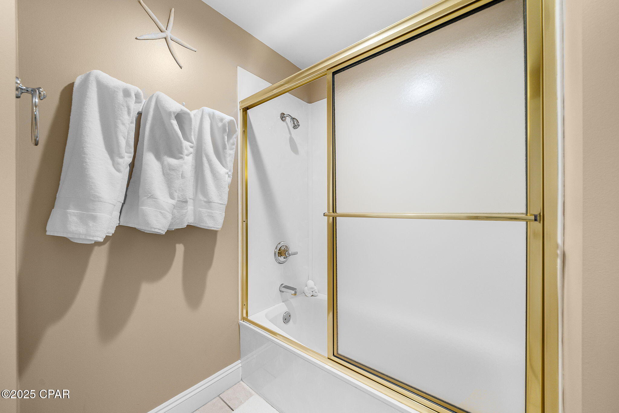 8715 Surf Drive 107A