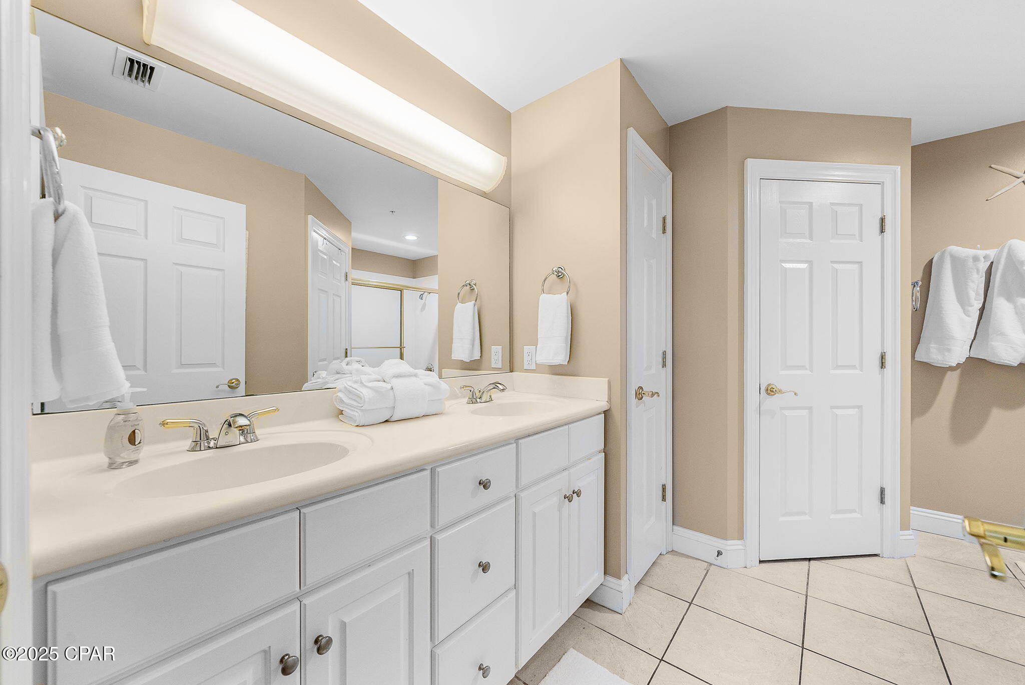 8715 Surf Drive 107A