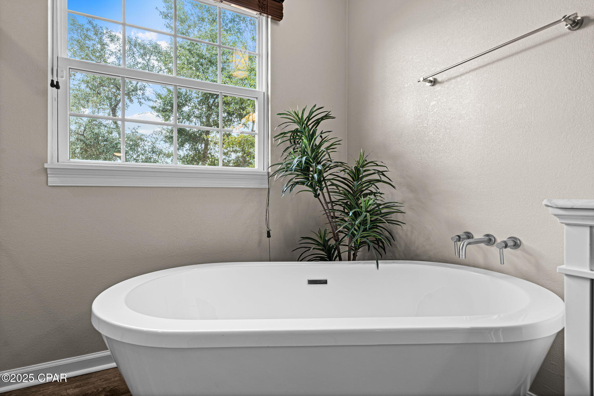 4958 Lake Ridge Drive