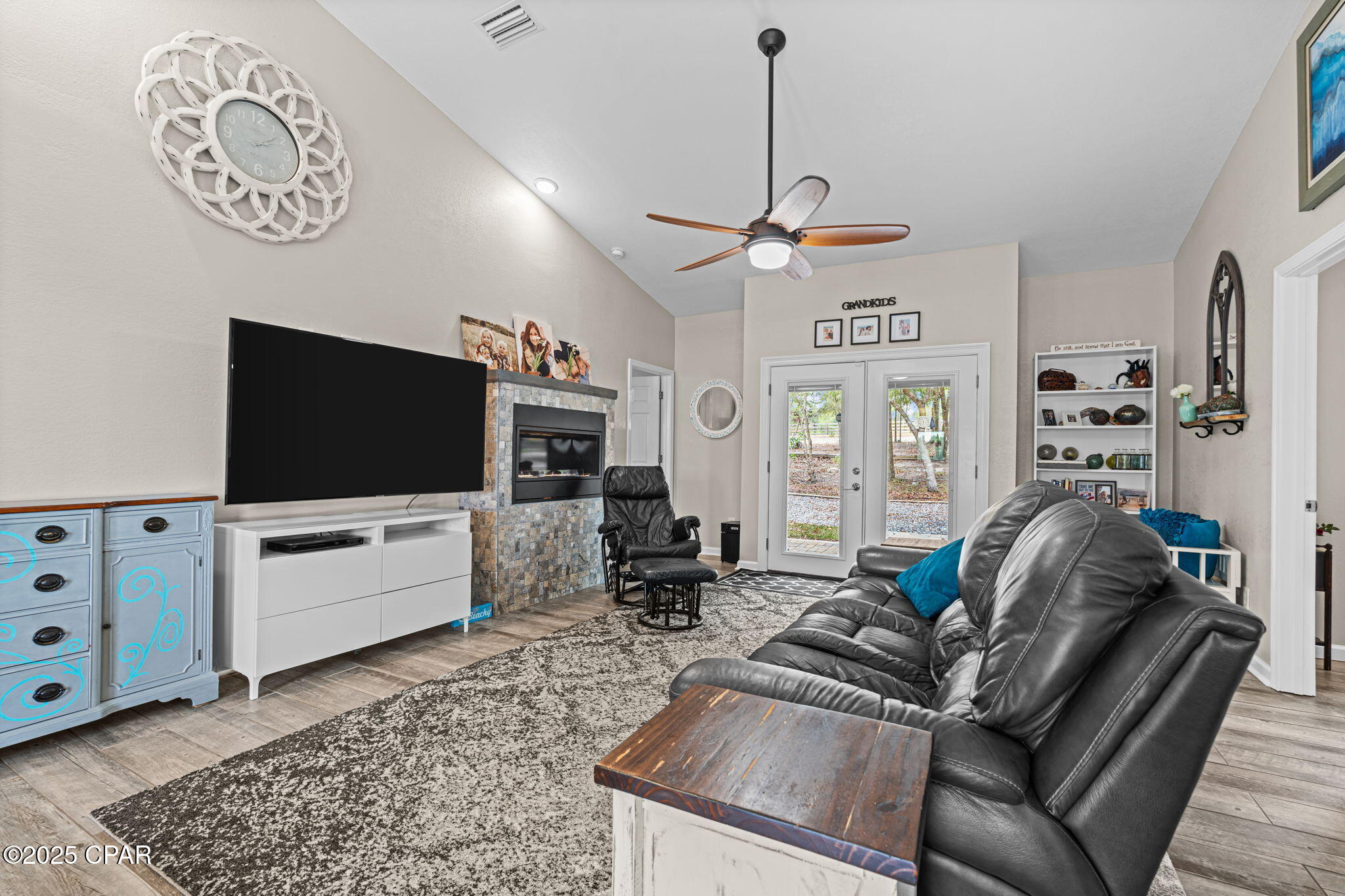 4958 Lake Ridge Drive