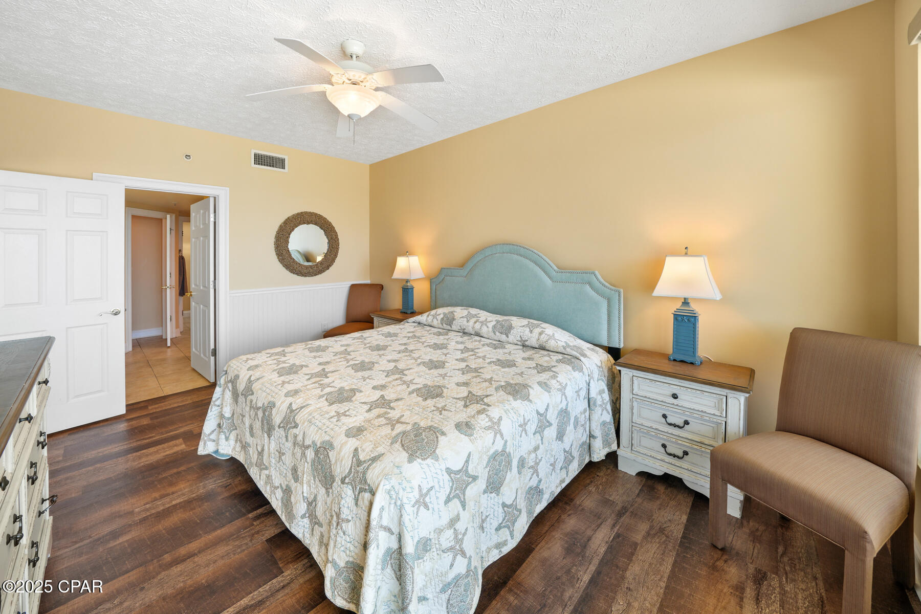 8715 Surf Drive 703B