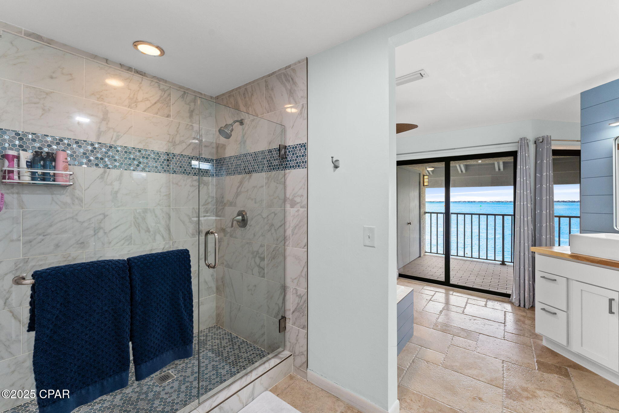 425 Bayshore Drive 15