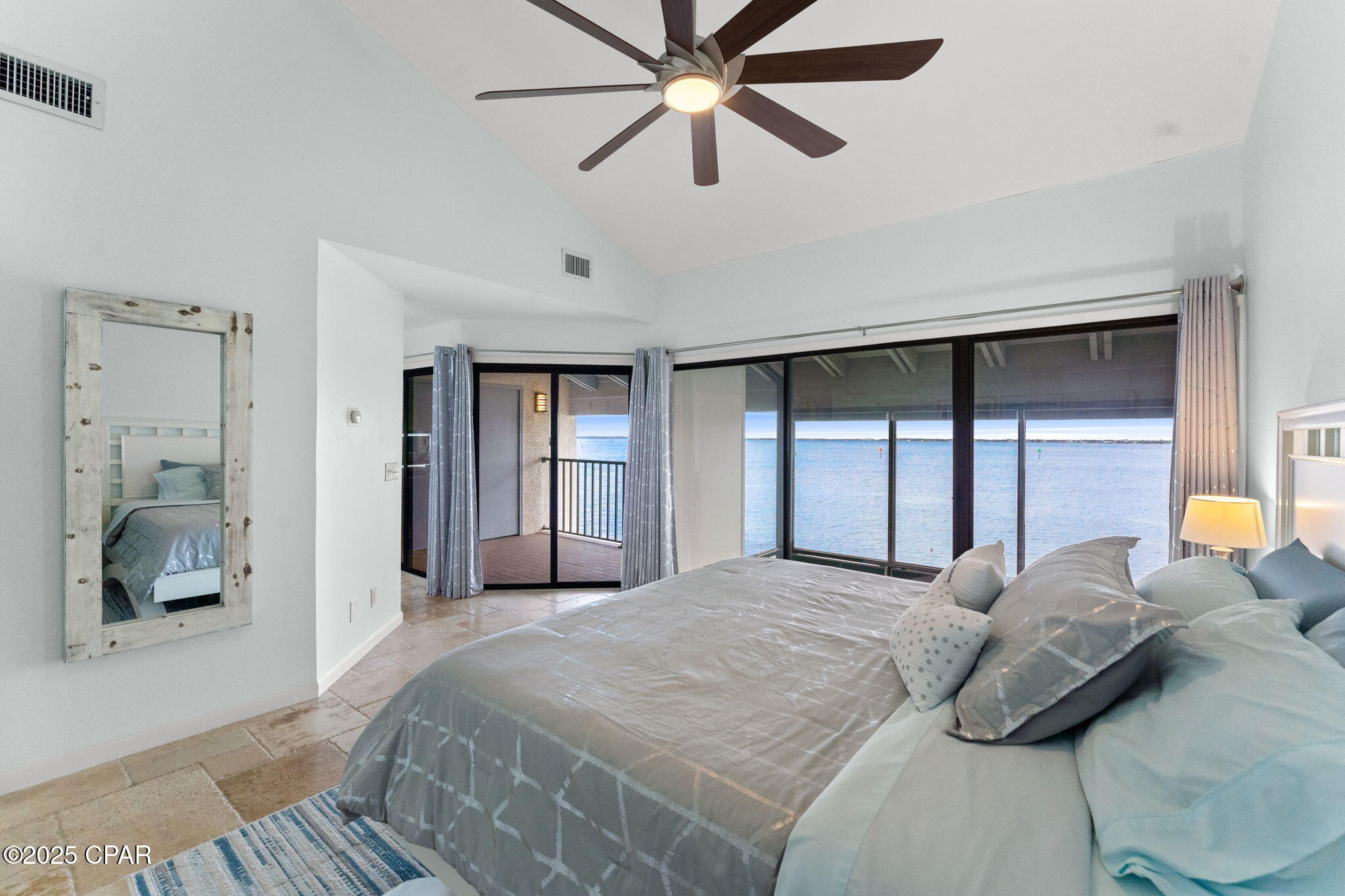 425 Bayshore Drive 15