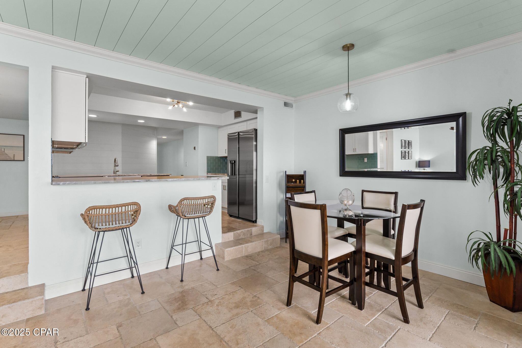 425 Bayshore Drive 15