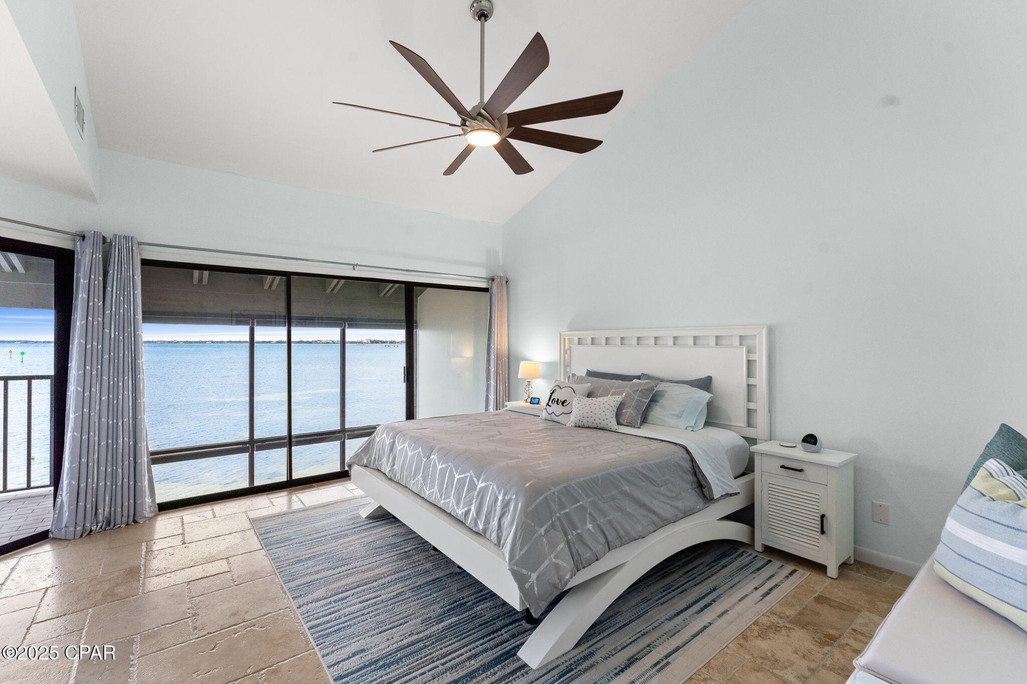 425 Bayshore Drive 15