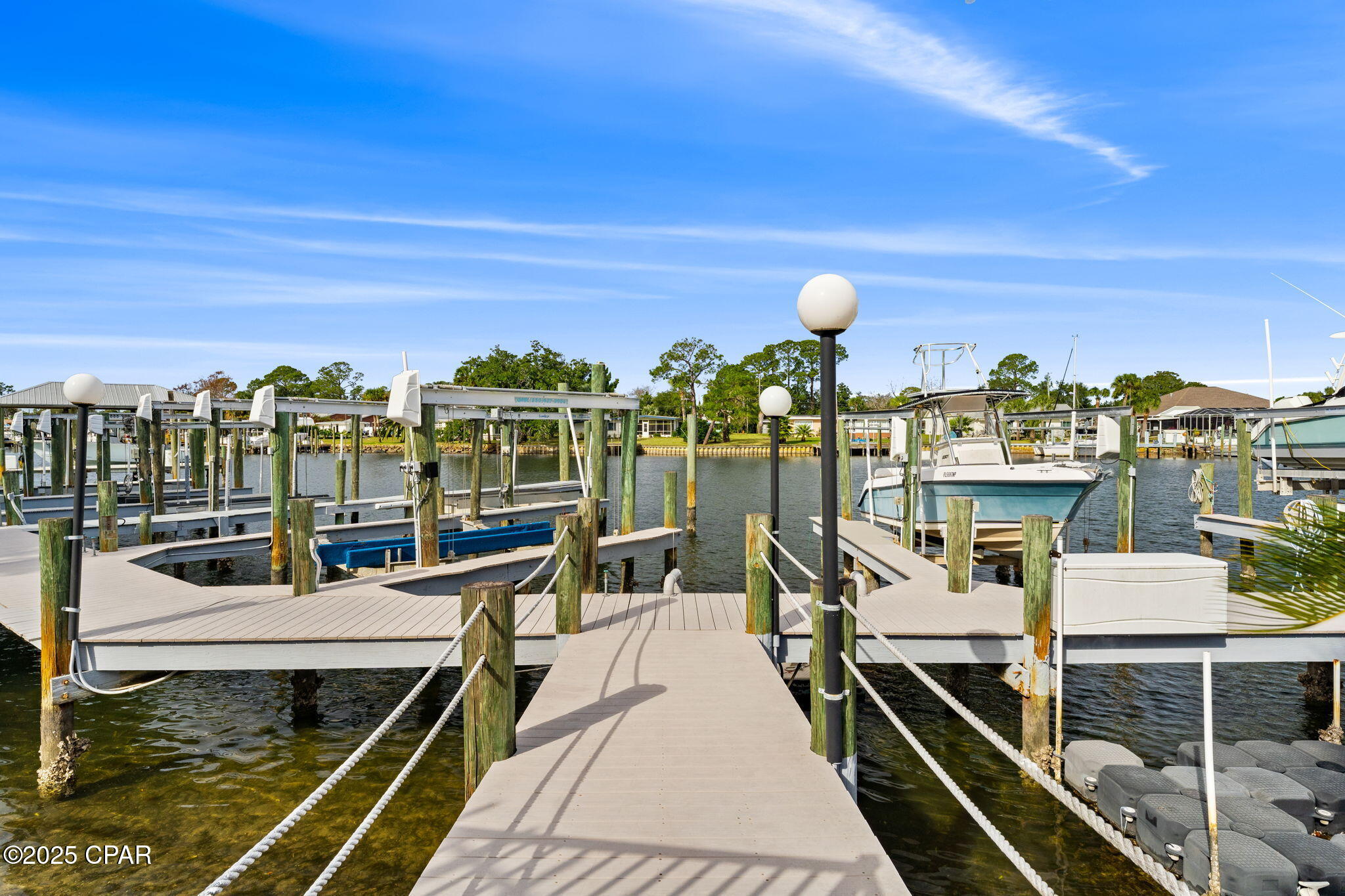 425 Bayshore Drive 15