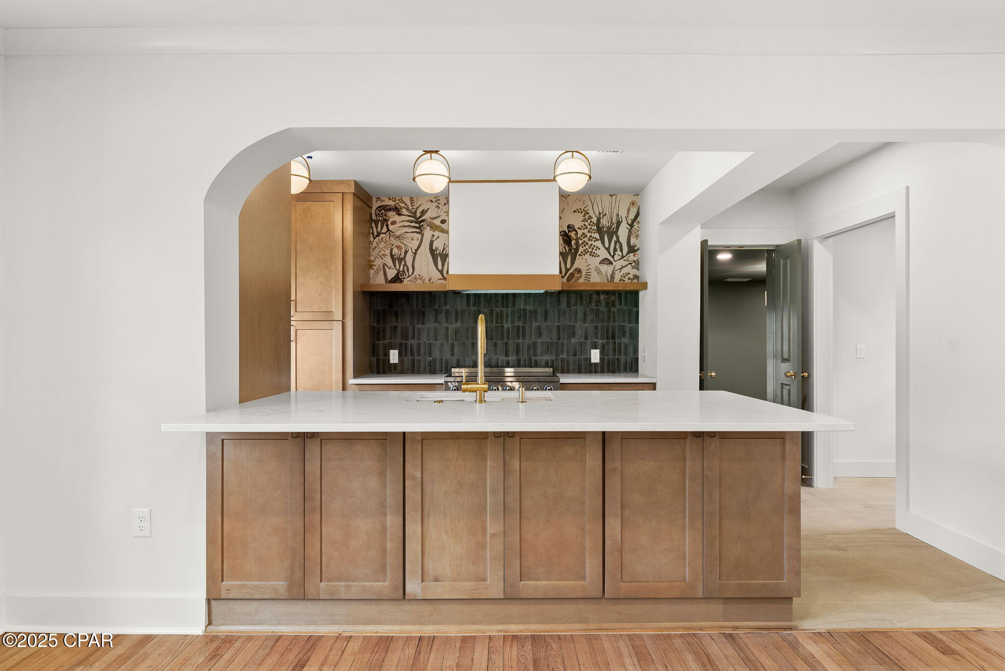 324 S Palo Alto Avenue