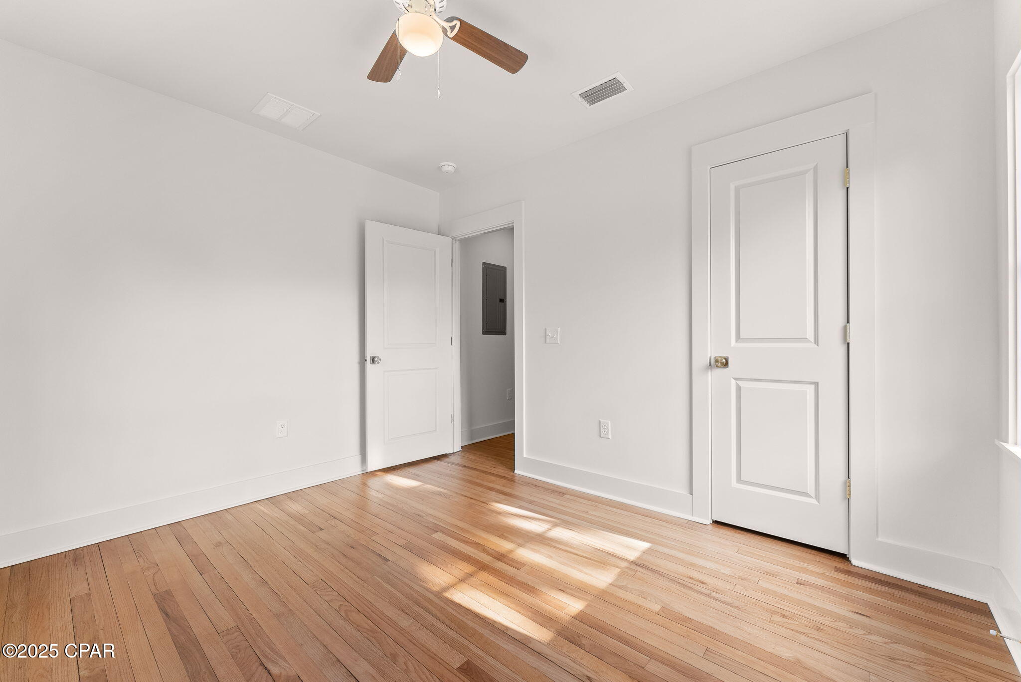 324 S Palo Alto Avenue