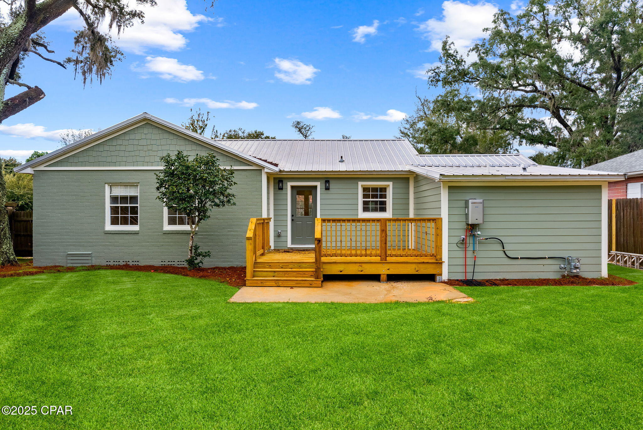 324 S Palo Alto Avenue